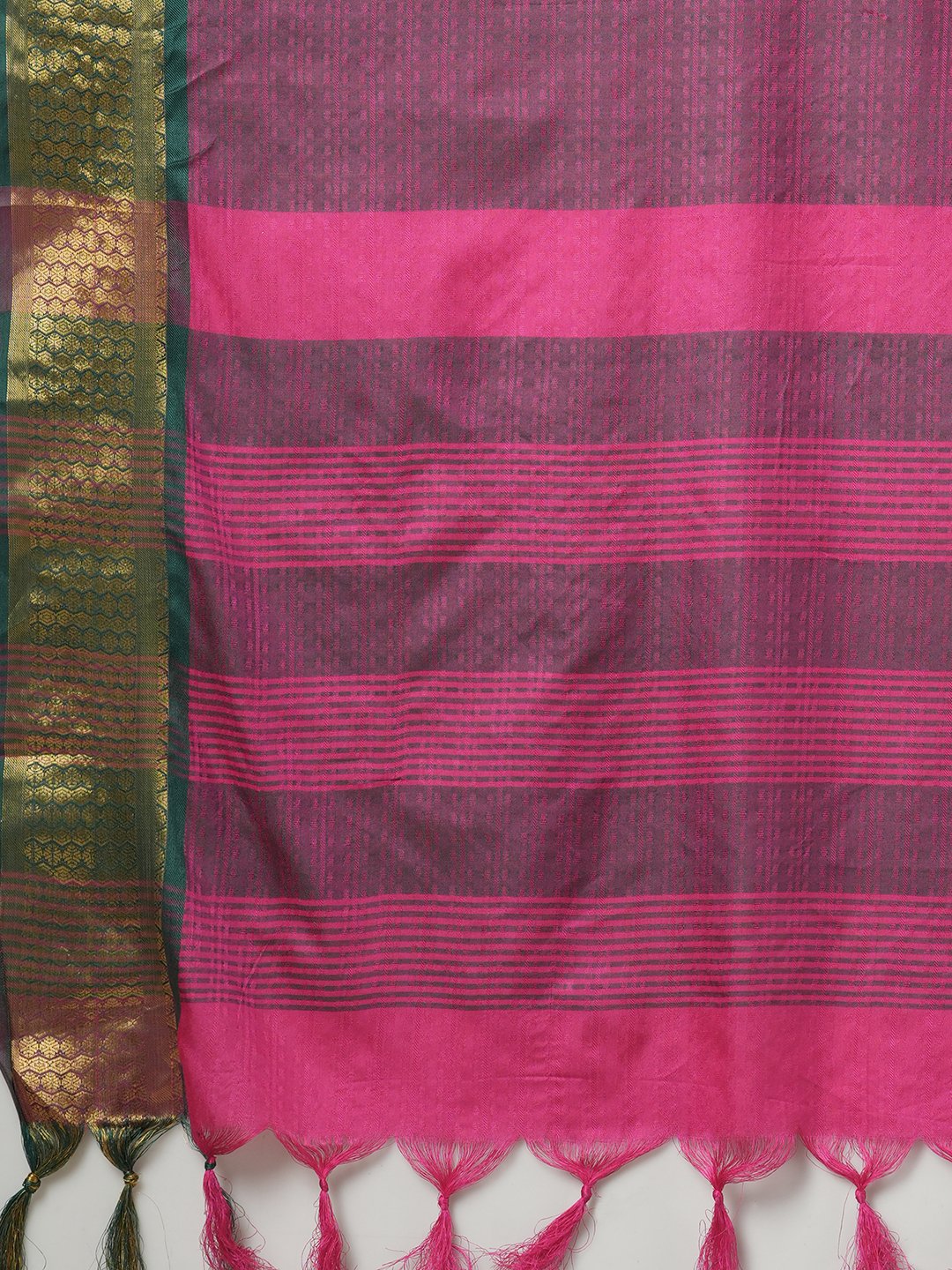 Pink Taant Aura Silk Woven Saree