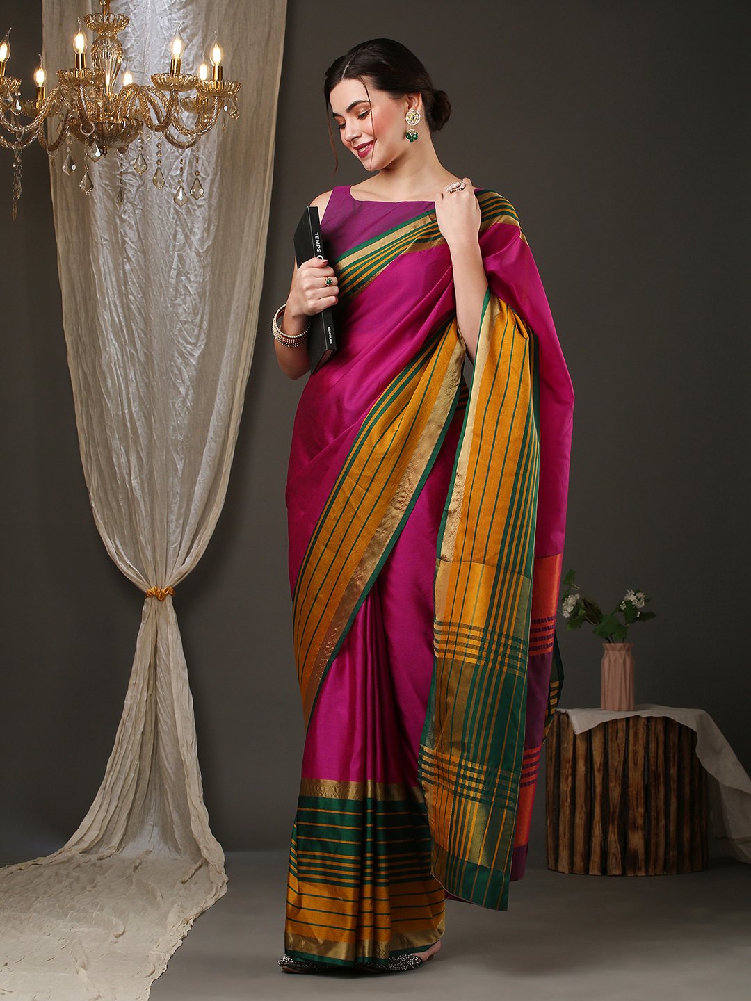 Pink Taant Aura Silk Woven Saree