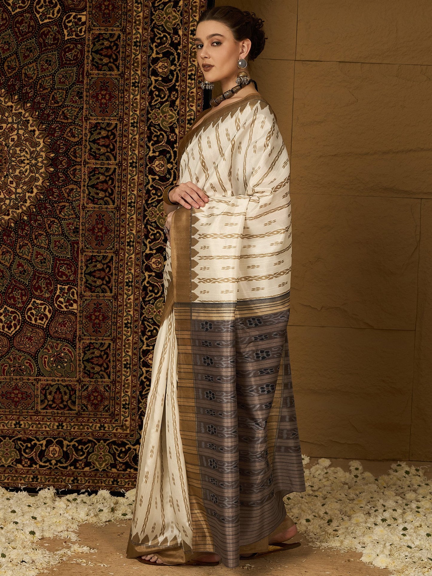 Off Ikat Bhagalpuri Silk Printed Saree
