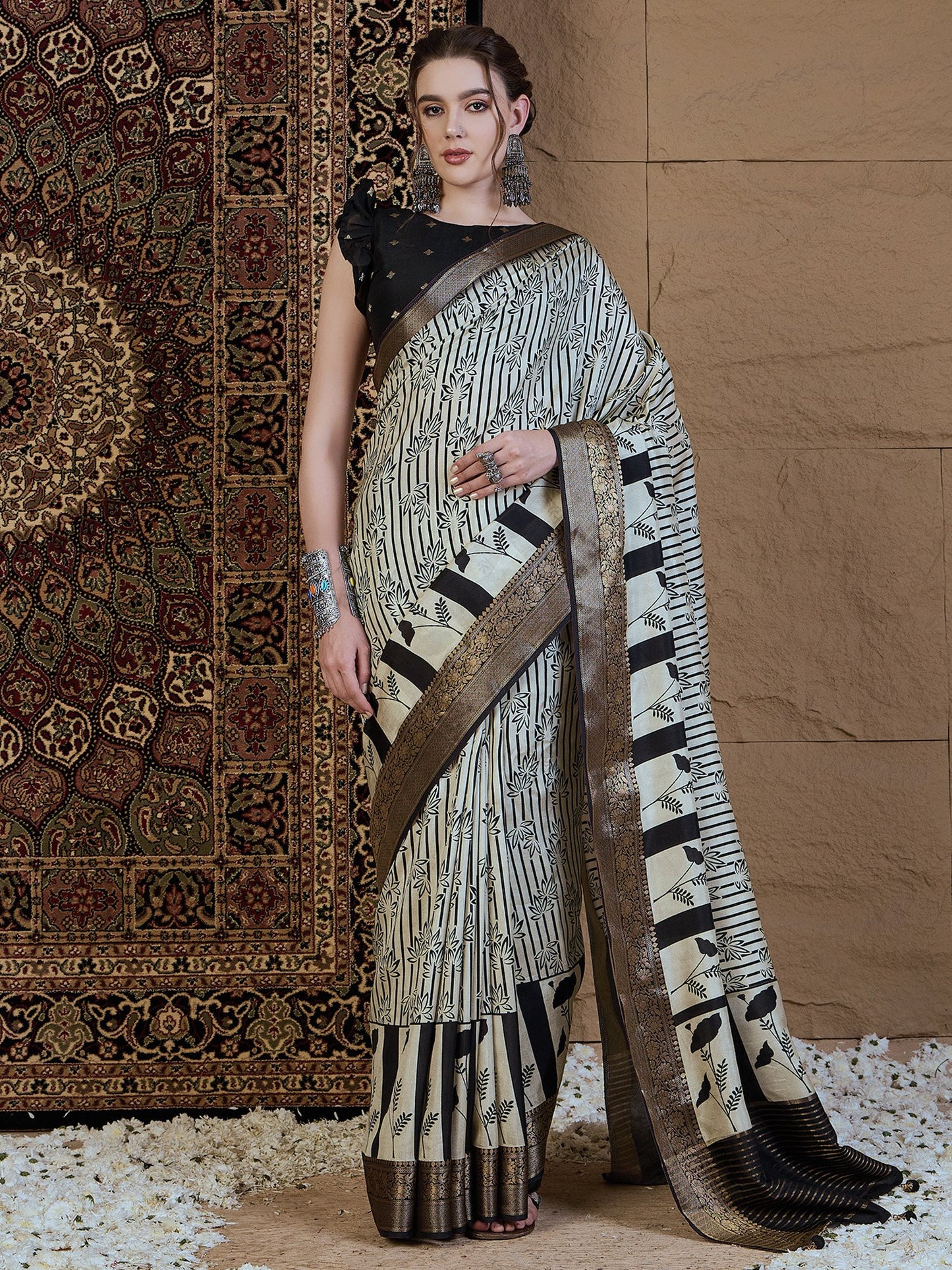 Off Sungudi Viscose Silk Printed Saree