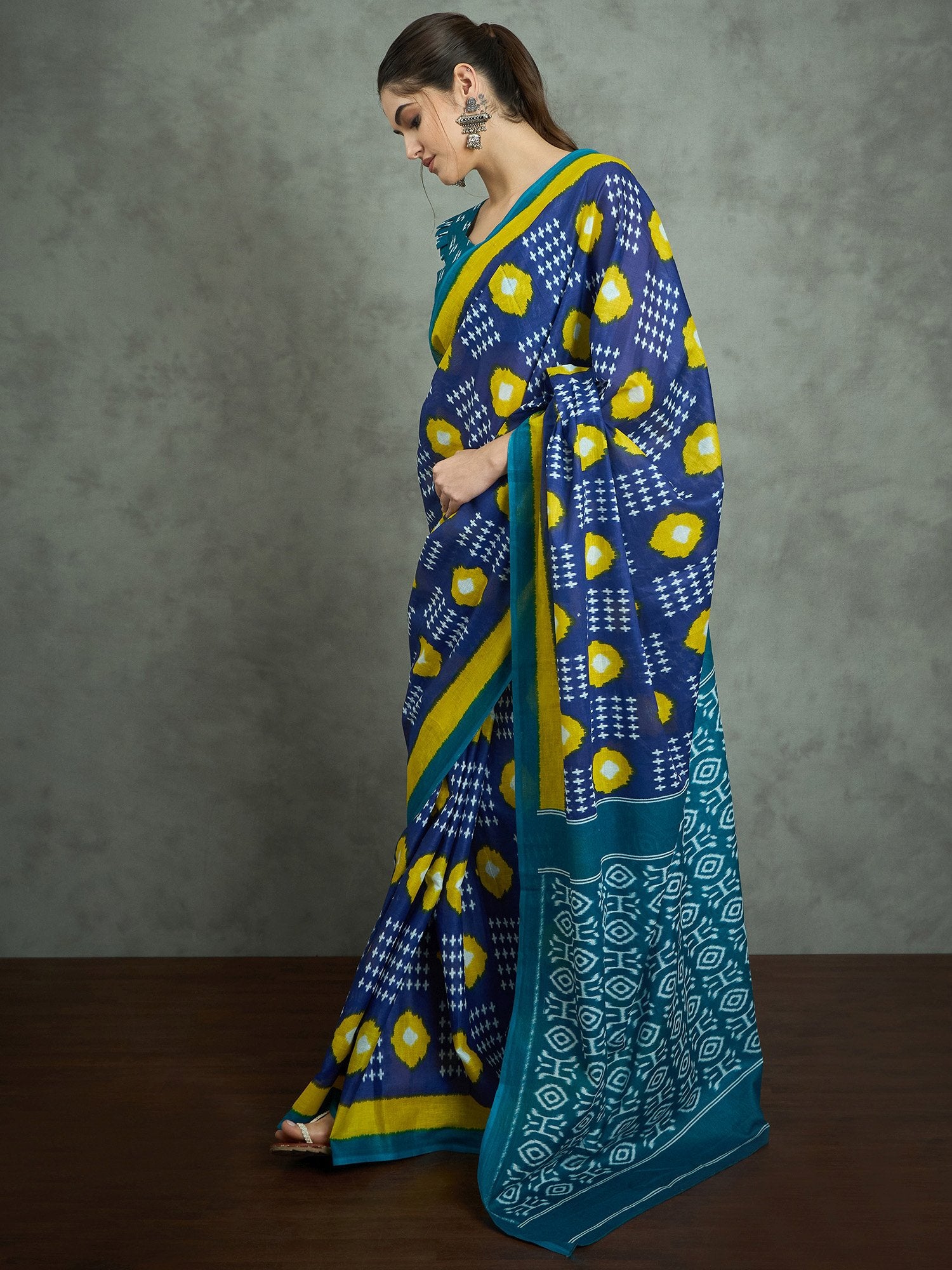 partywear designer saree for festive occasions