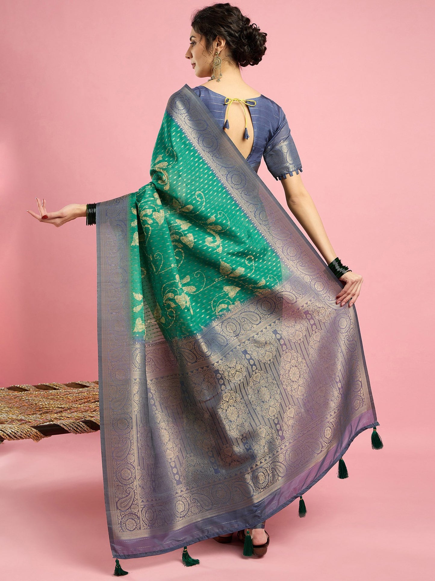 Green Sungudi Eri Silk Woven Saree