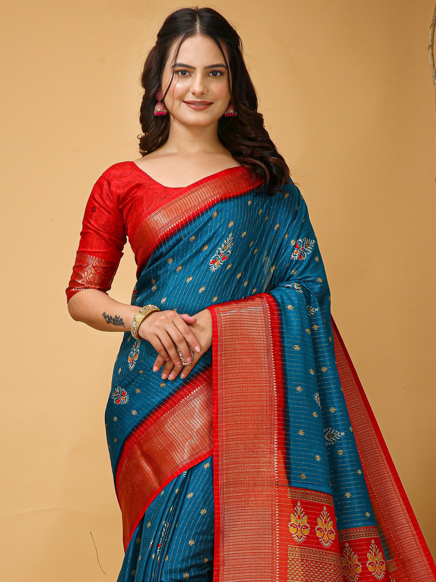 Light Sungudi Silk Blend Printed Saree