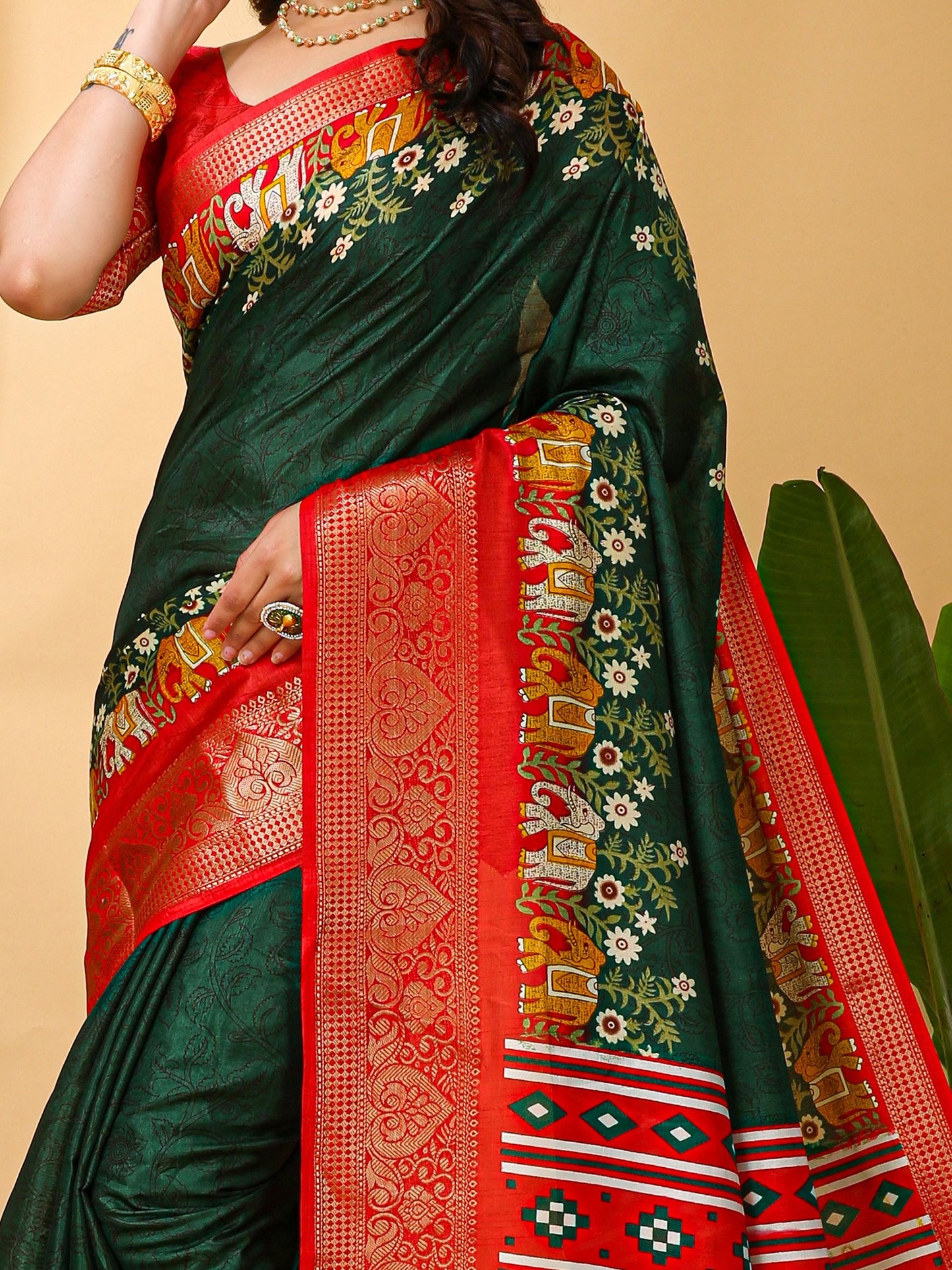 Green Sungudi Silk Blend Printed Saree
