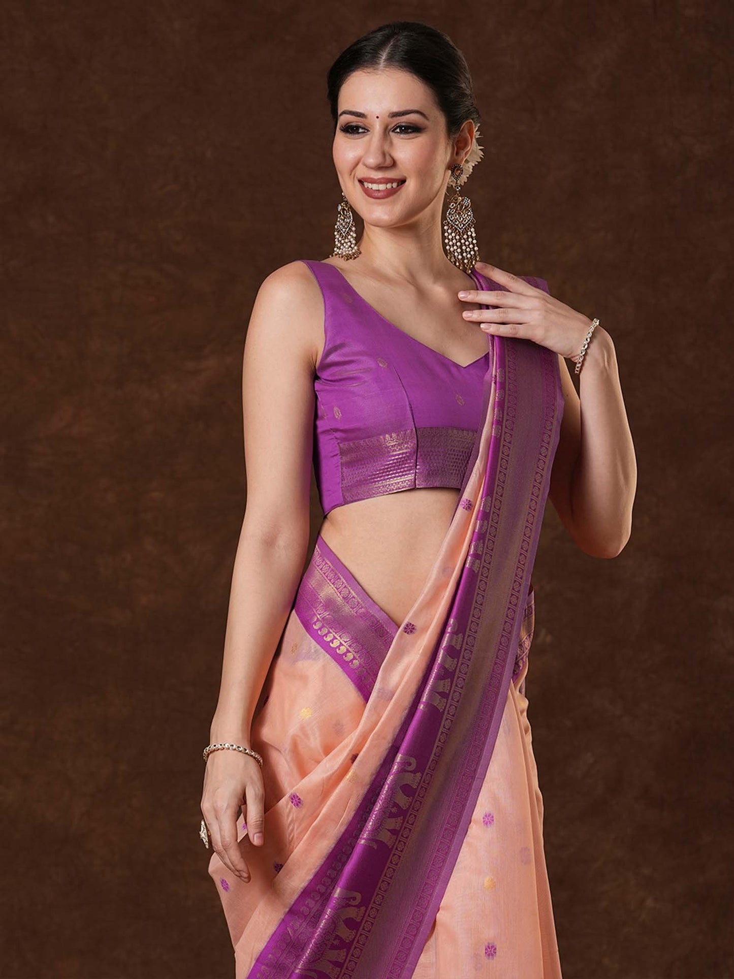 Peach Maheshwari Cotton Blend Woven Saree