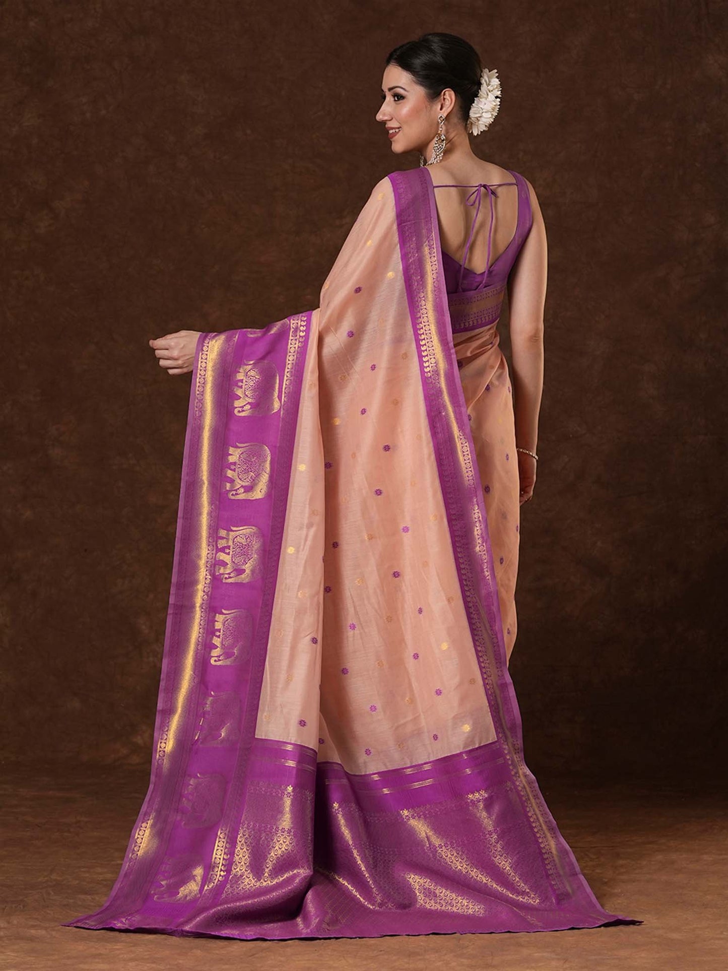 Peach Maheshwari Cotton Blend Woven Saree