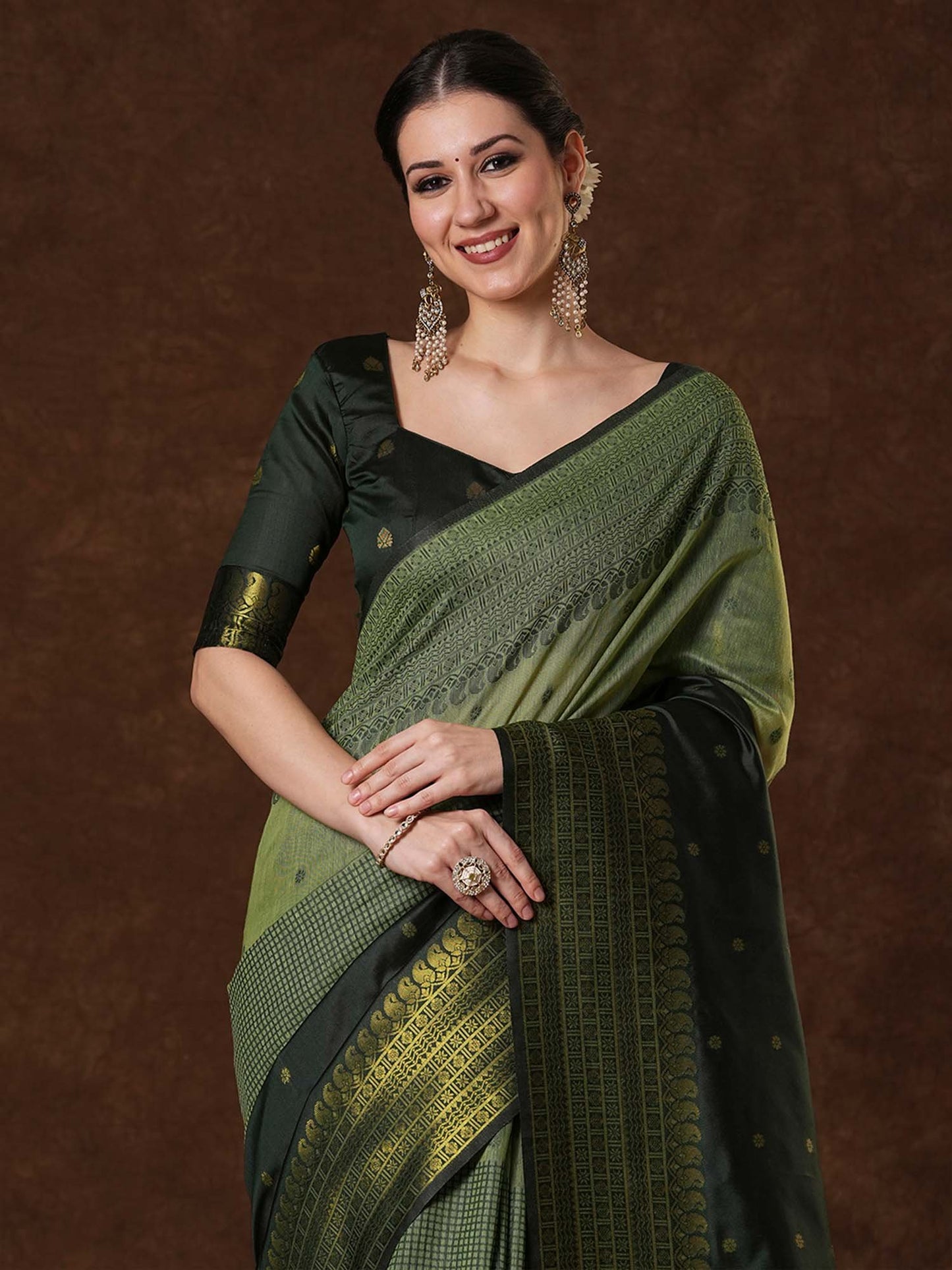 Dark Venkatgiri Cotton Blend Woven Saree
