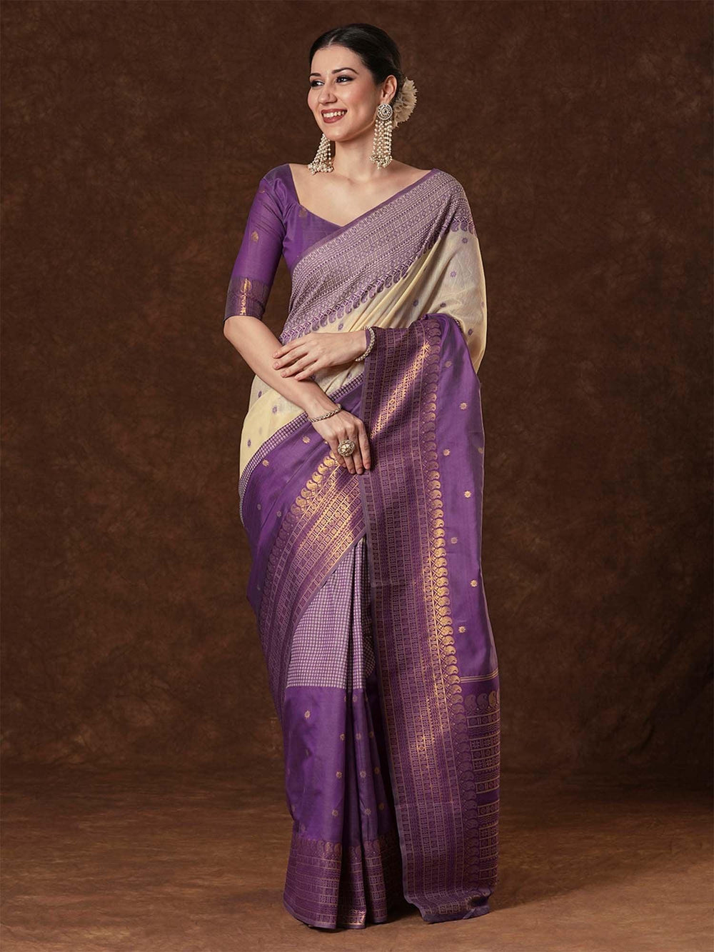 Purple Venkatgiri Cotton Blend Woven Saree - The Dori Store