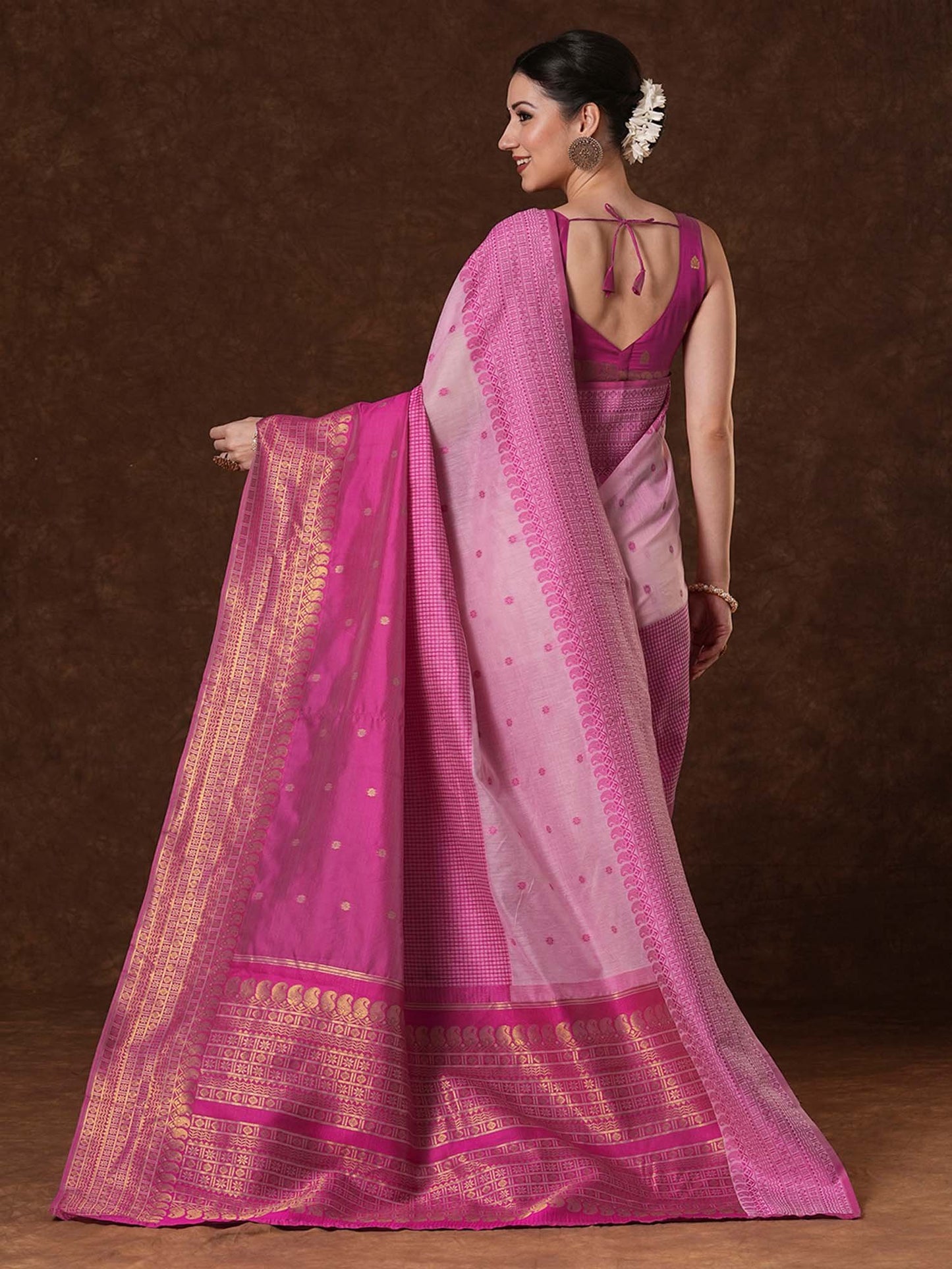 Pink Venkatgiri Cotton Blend Woven Saree