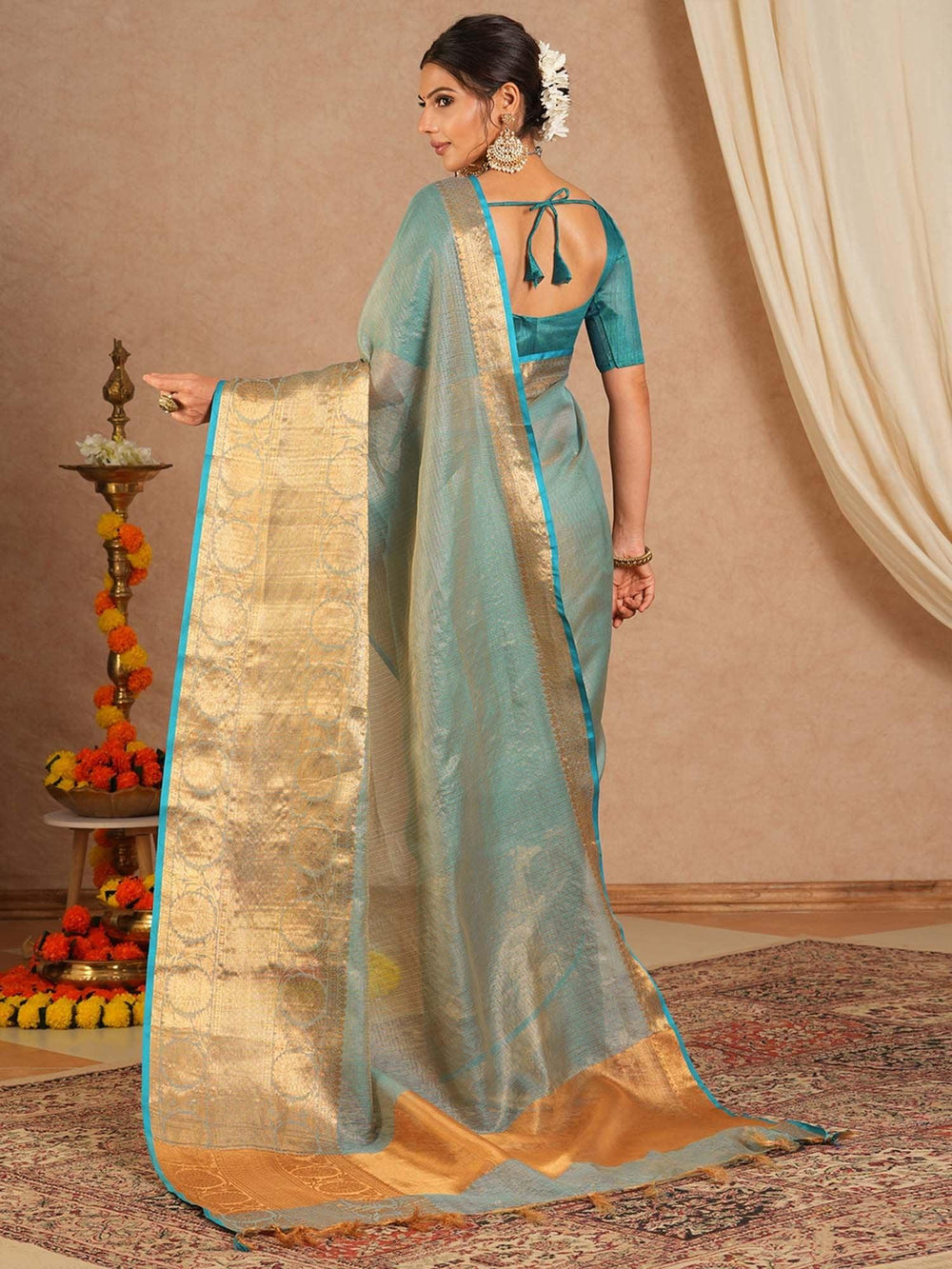 Light Sungudi Cotton Blend Woven Saree - The Dori Store