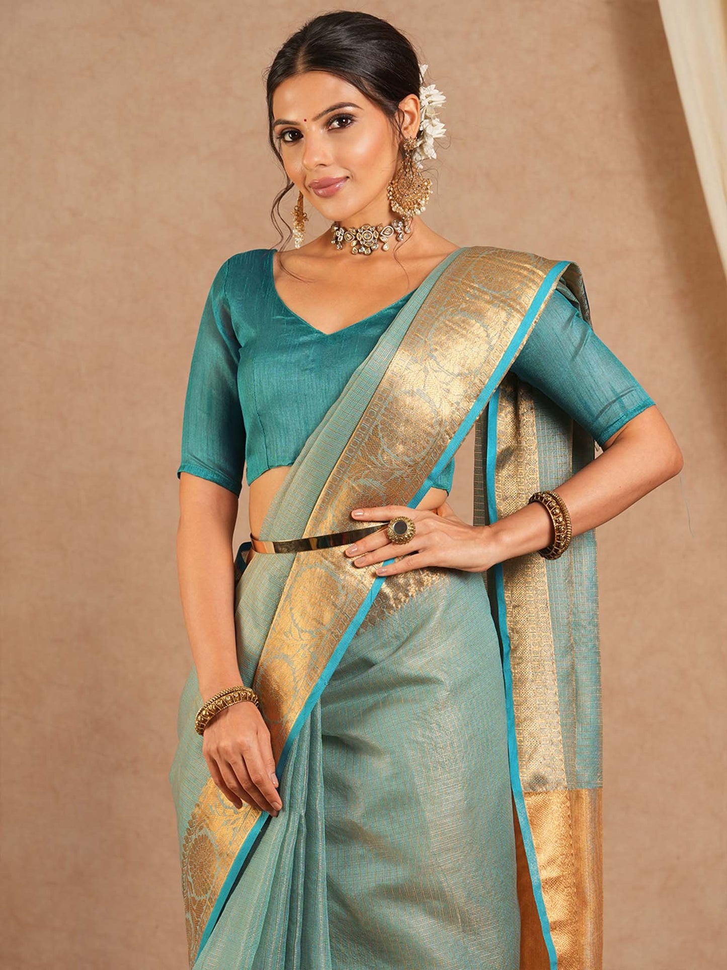 Light Sungudi Cotton Blend Woven Saree