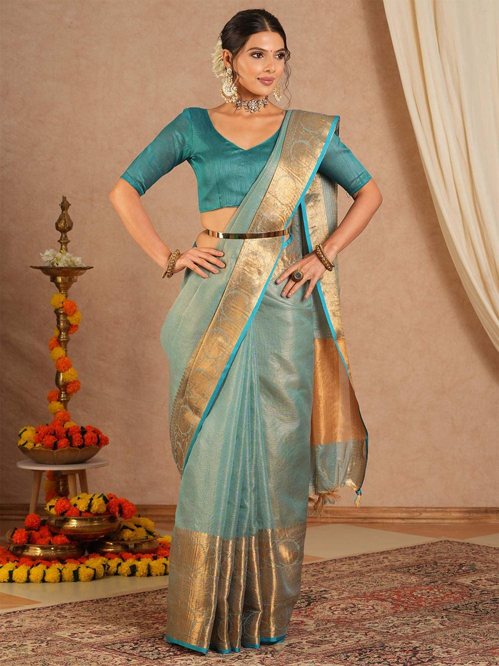 Light Sungudi Cotton Blend Woven Saree - The Dori Store