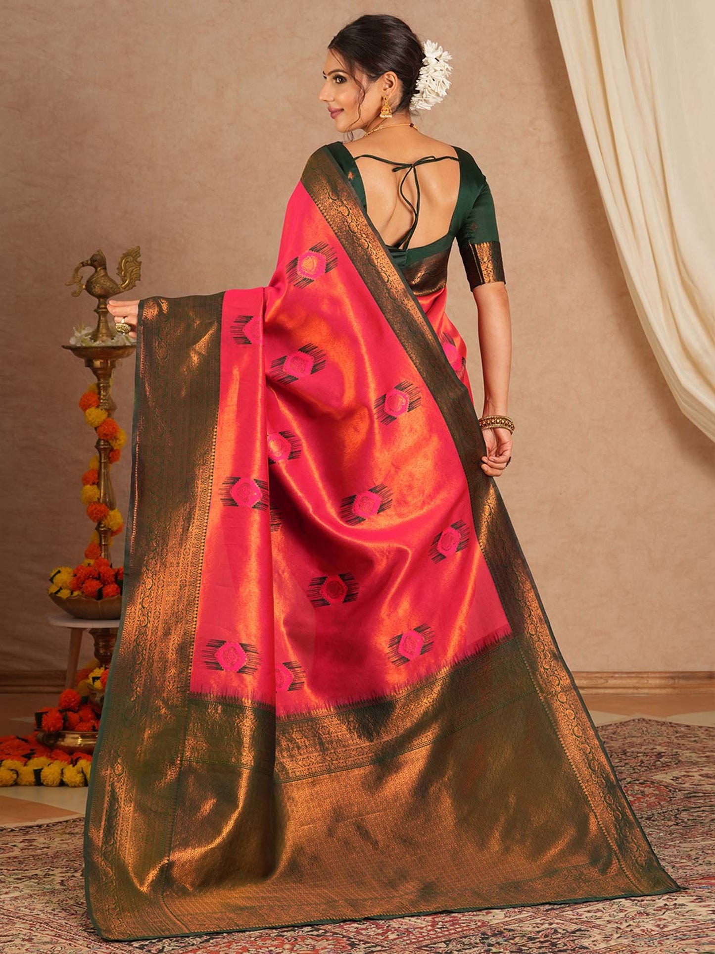 Pink Kanjeevaram Banarasi Silk Woven Saree