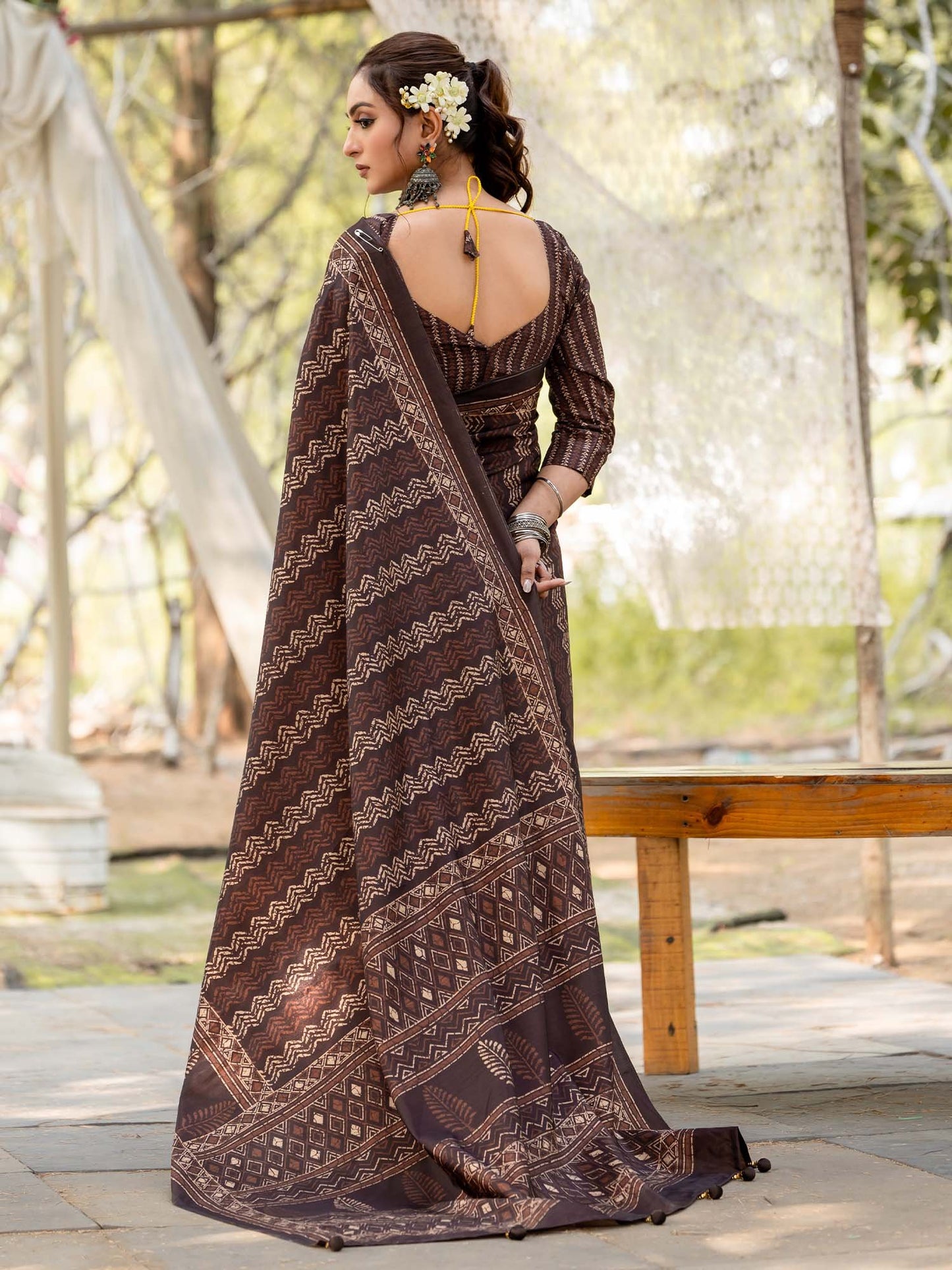 Brown Leheriya Silk Blend Printed Saree