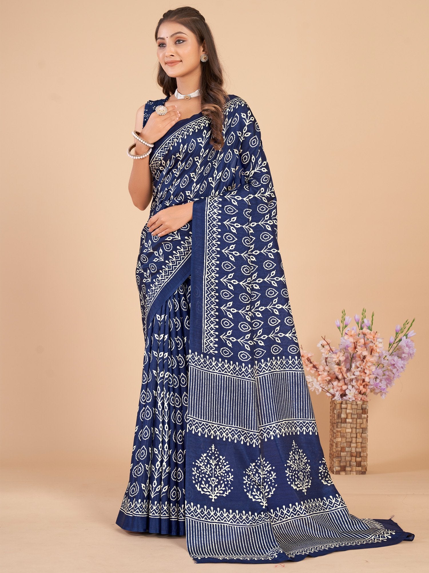 partywear designer saree for festive occasions