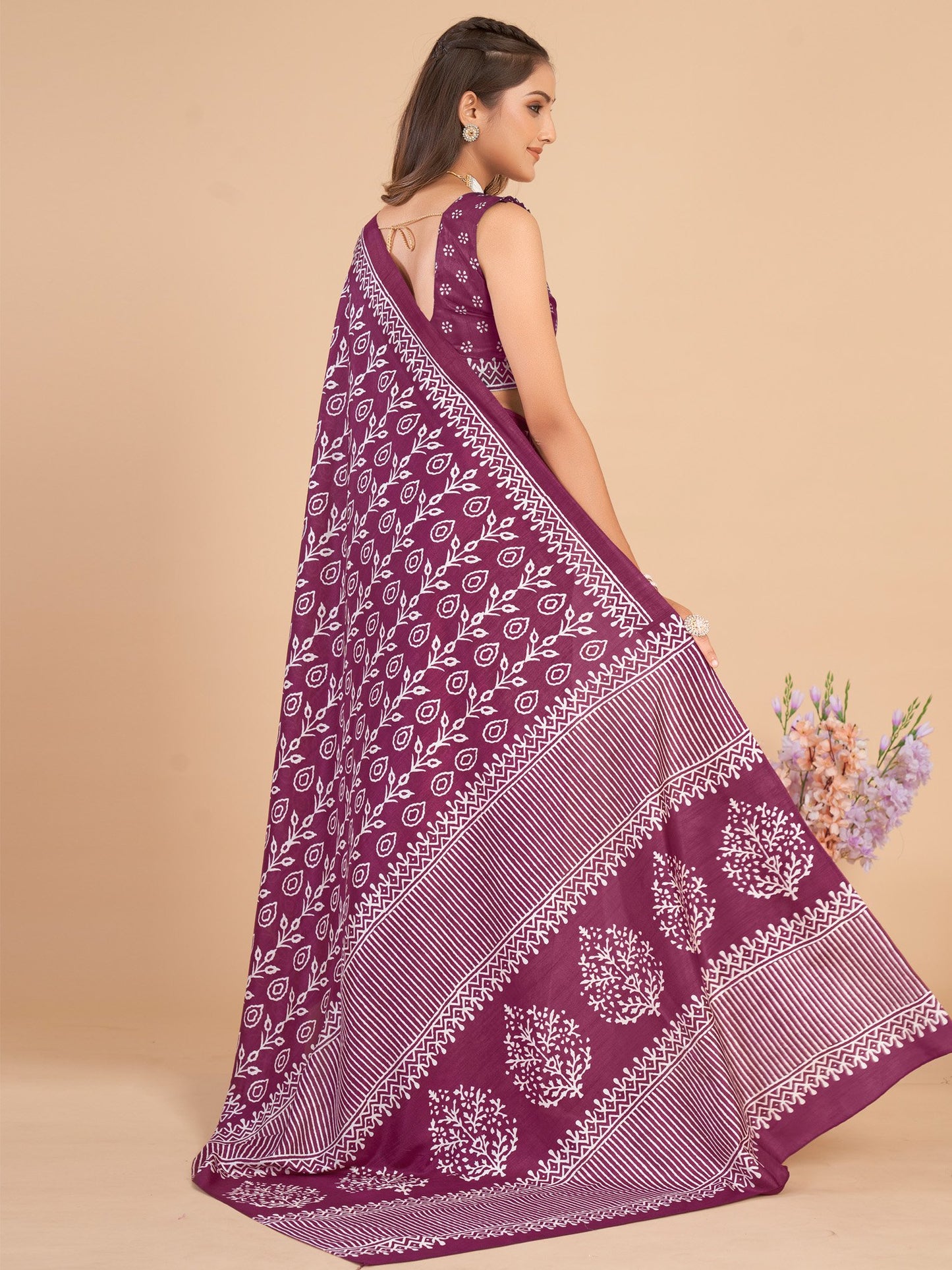 Magenta Bagru Dola Silk Printed Saree