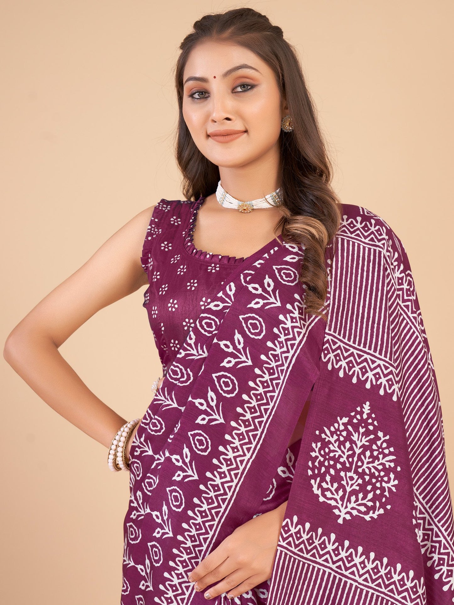 Magenta Bagru Dola Silk Printed Saree