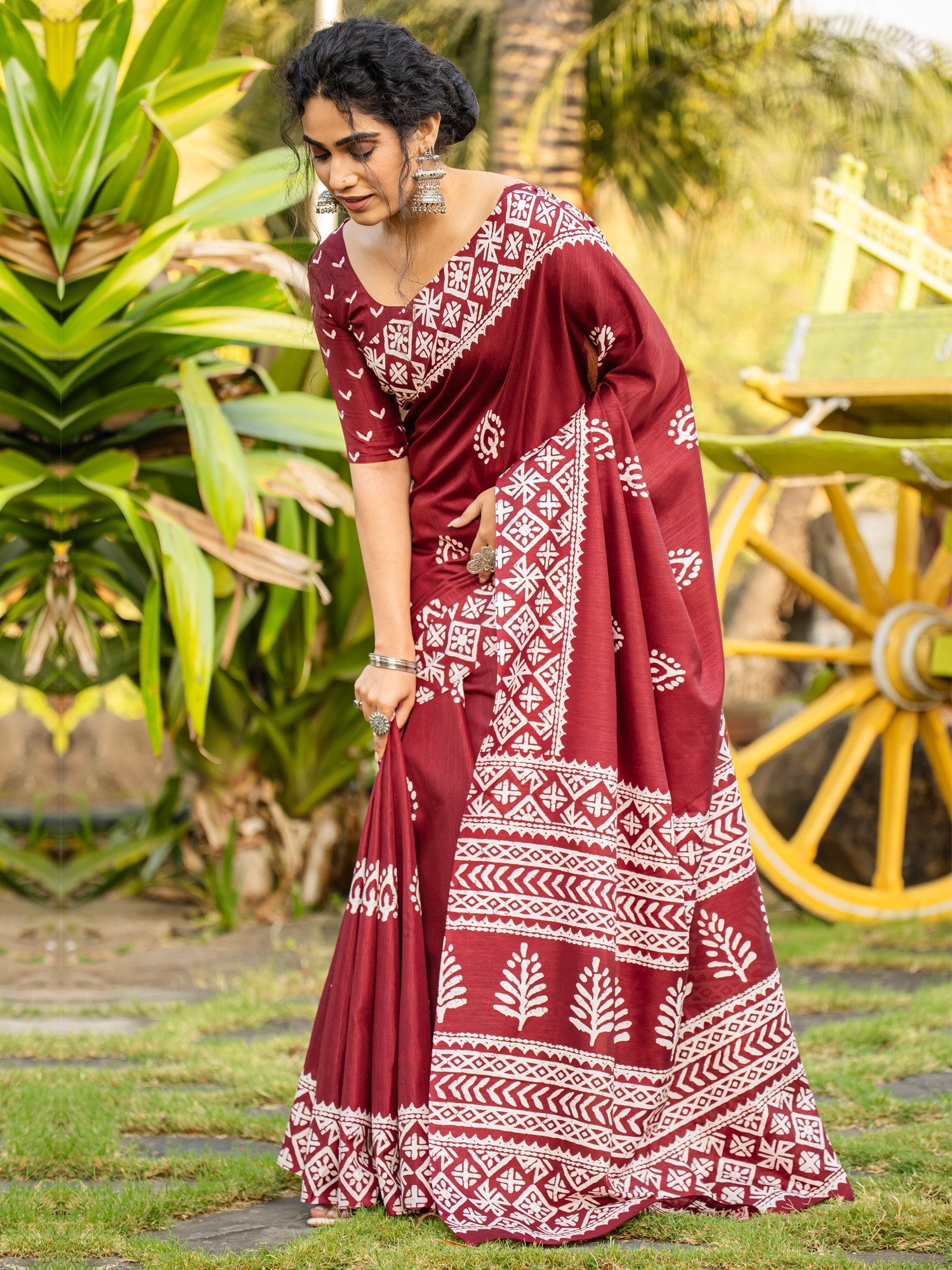 partywear designer saree for festive occasions