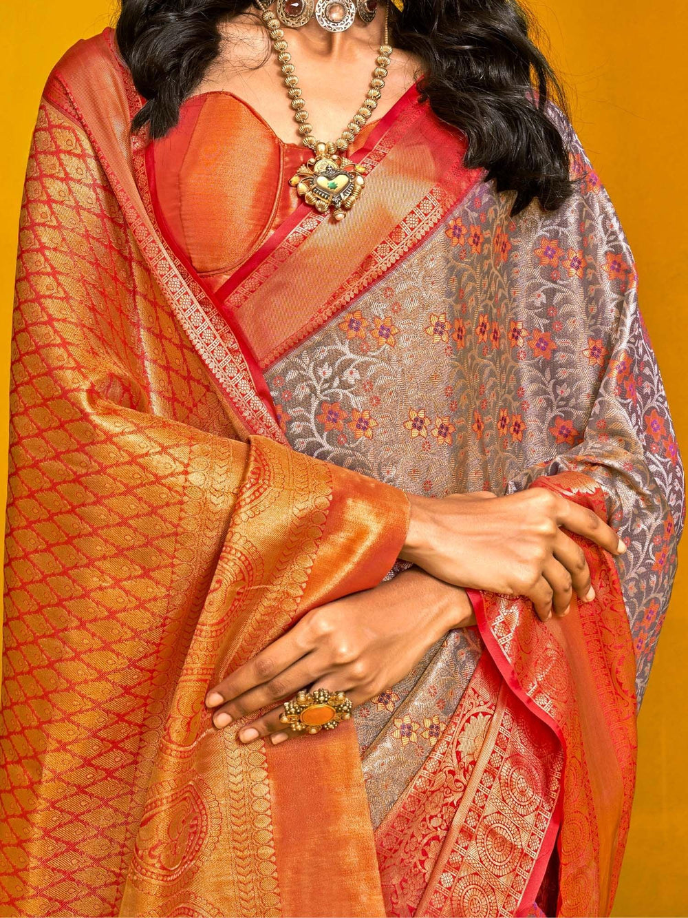 Metallic Kanjeevaram Kanjeevaram Silk Woven Saree - The Dori Store