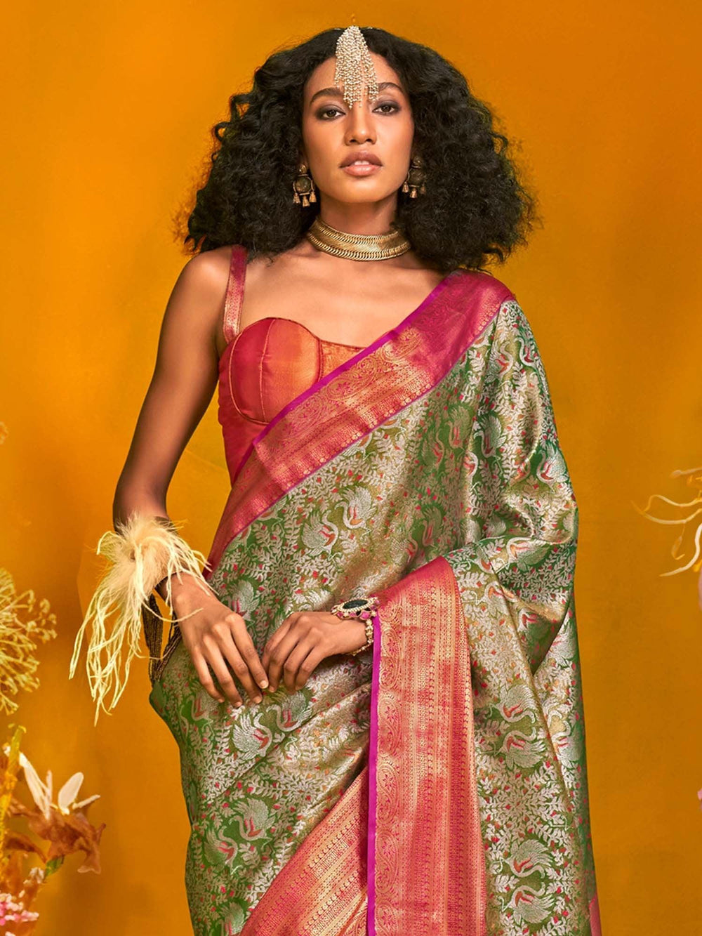 Green Kanjeevaram Kanjeevaram Silk Woven Saree - The Dori Store