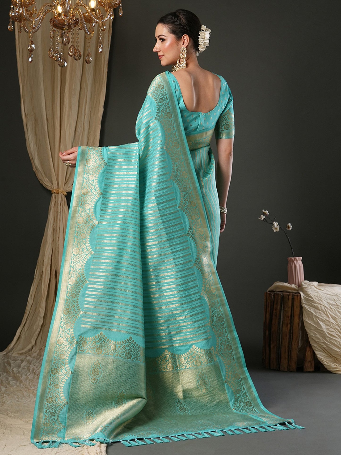 Light Kanjeevaram Viscose Woven Saree