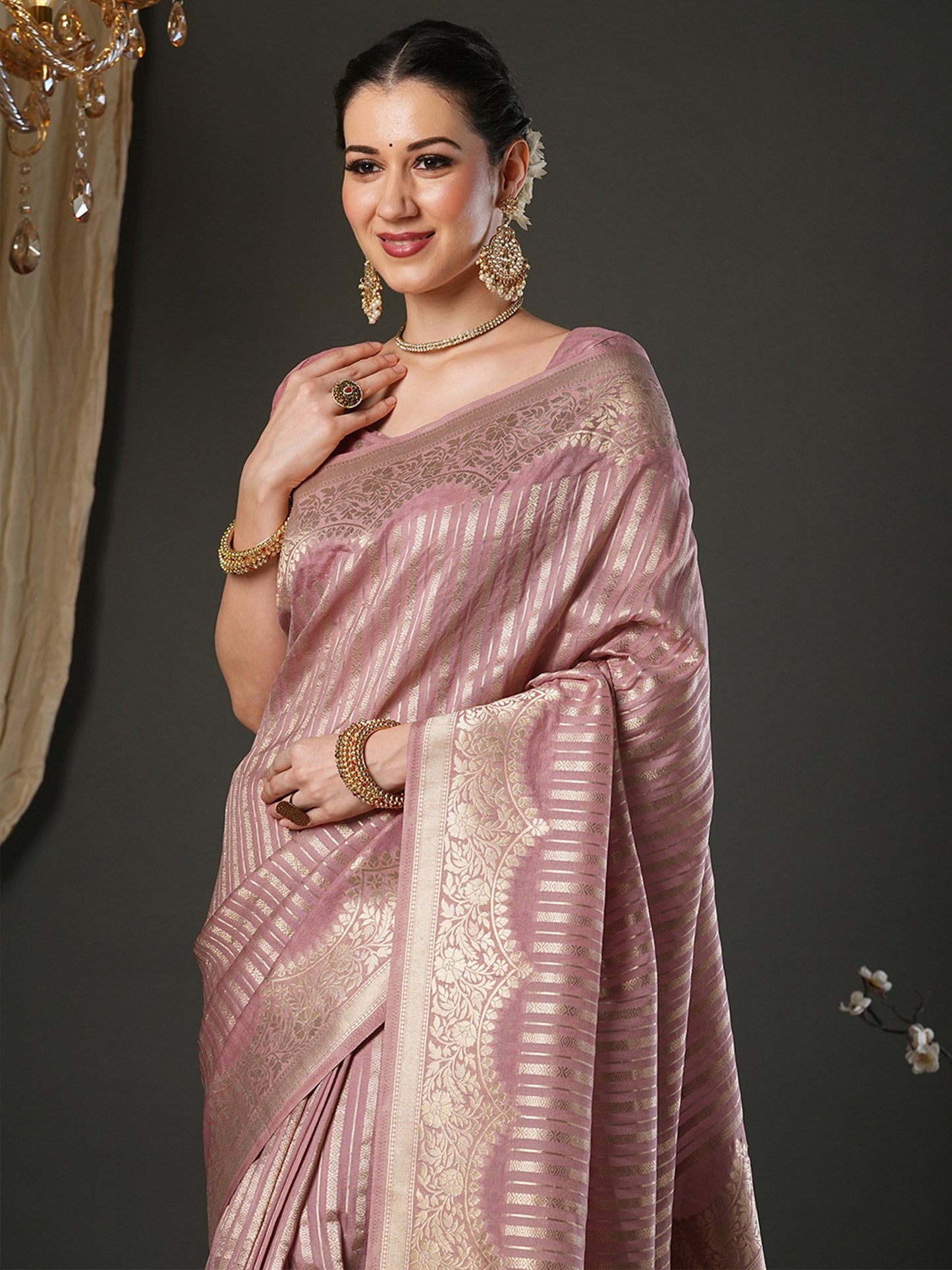 Mauve Kanjeevaram Viscose Woven Saree