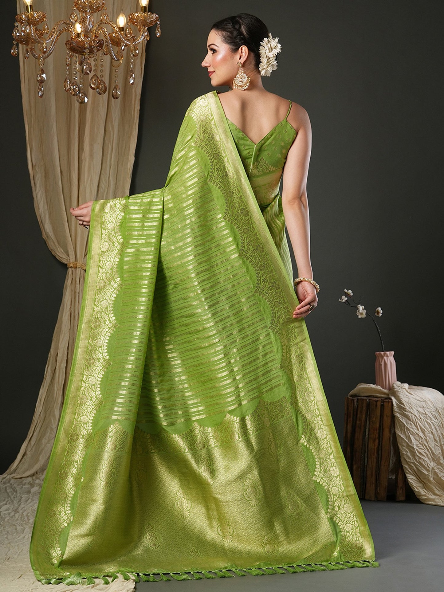 Light Kanjeevaram Viscose Woven Saree