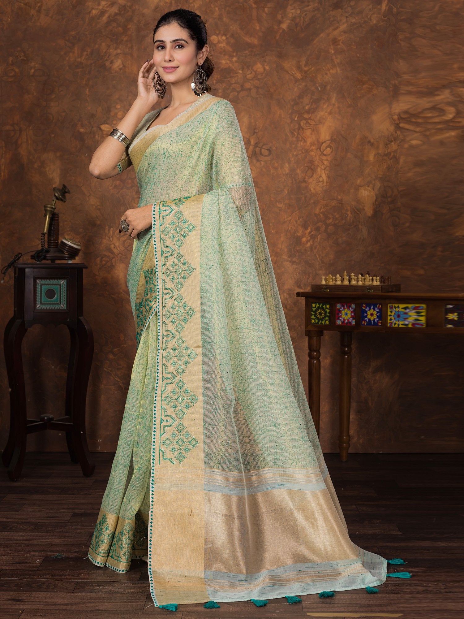 partywear designer saree for festive occasions