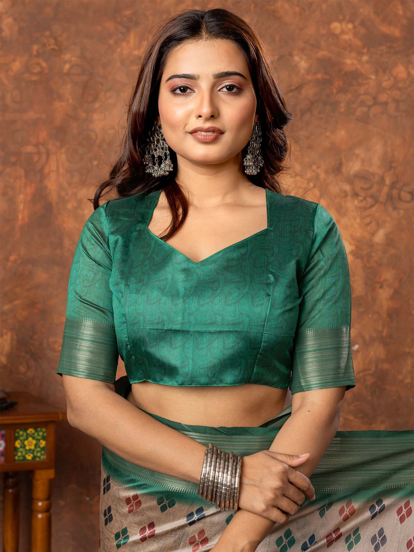 Beige Sungudi Silk Blend Printed Saree