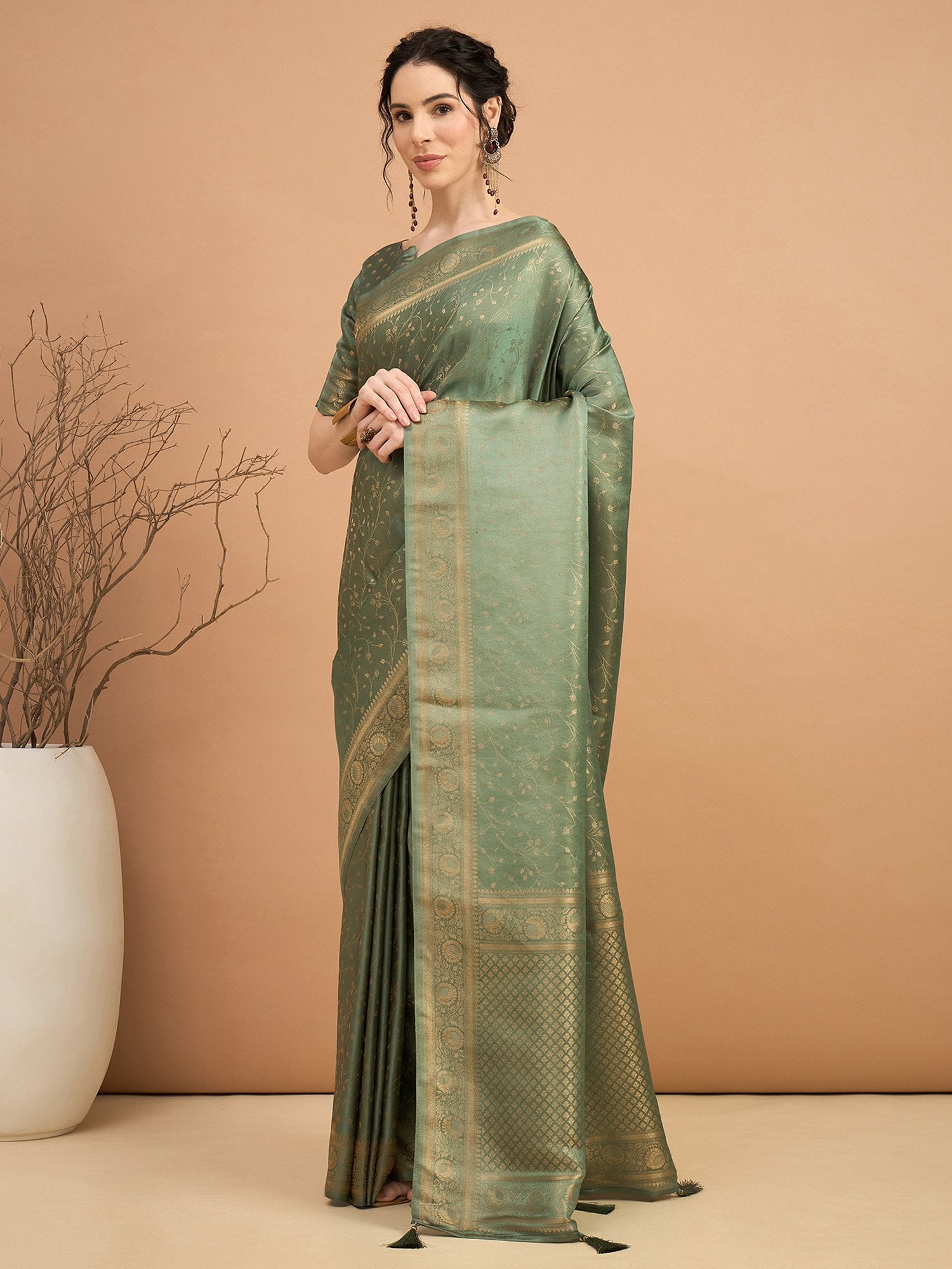 partywear designer saree for festive occasions