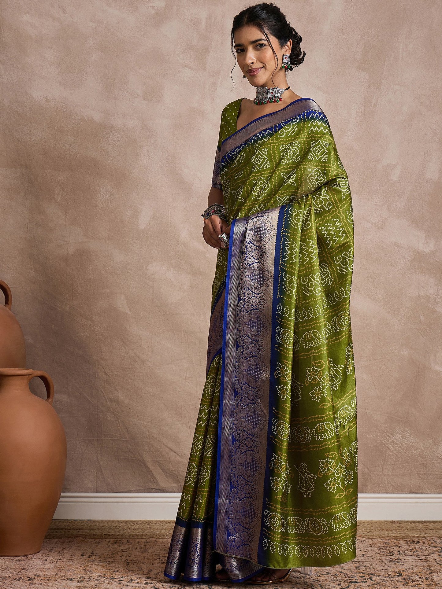 Light Sungudi Dola Silk Printed Saree