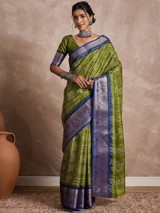 Green Light Sungudi Dola Silk Printed Saree