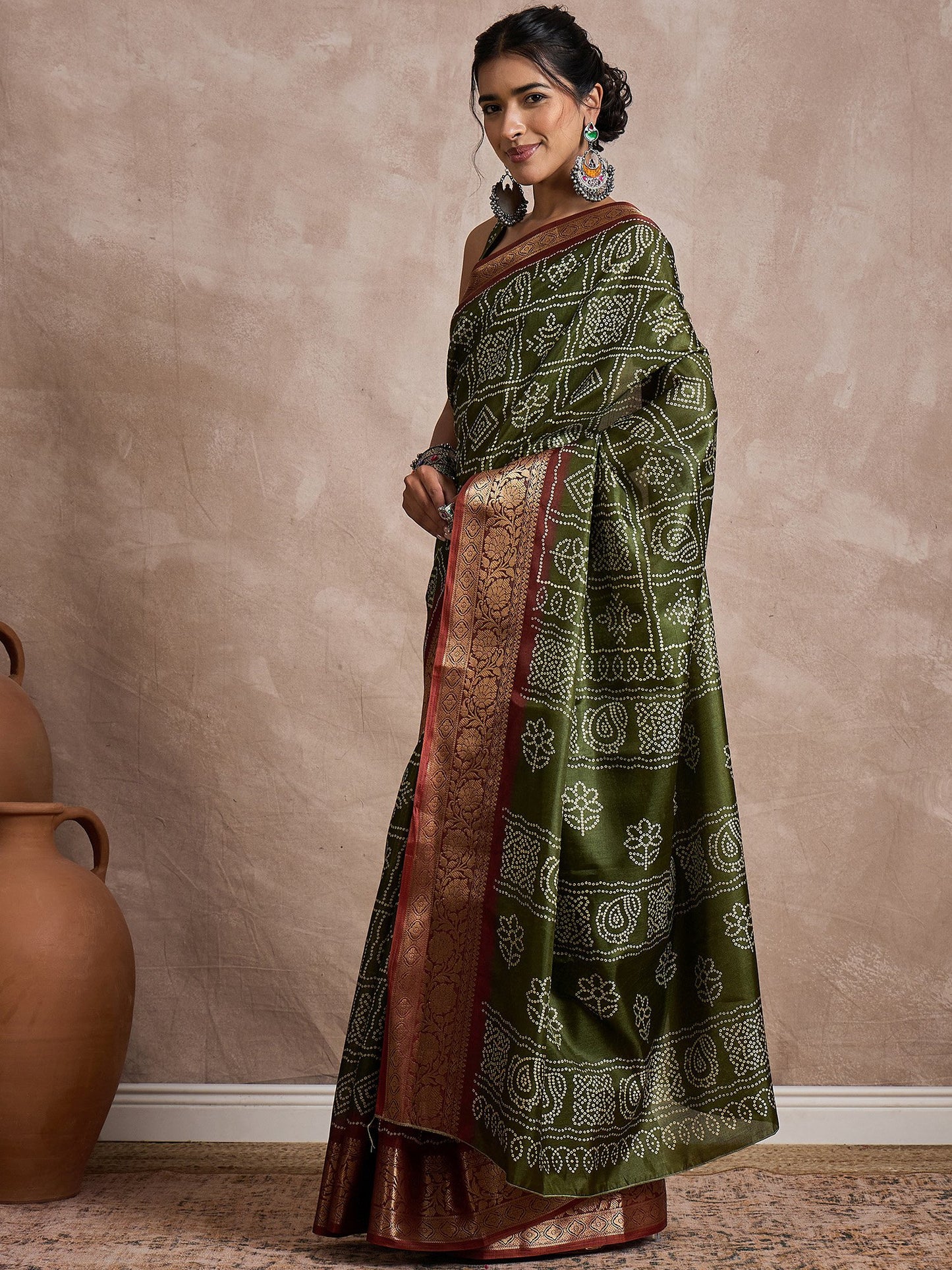 Green Sungudi Dola Silk Printed Saree