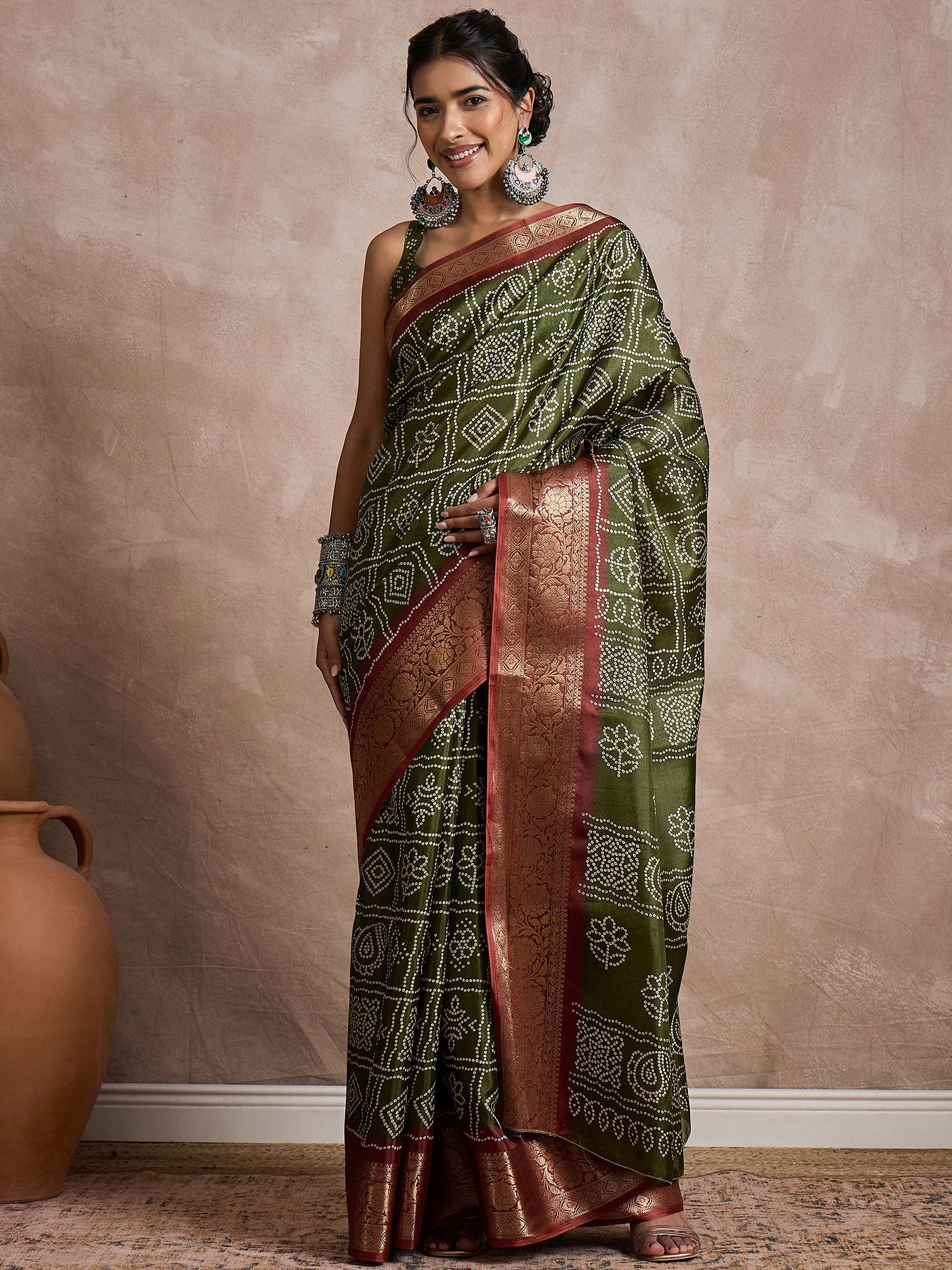 Green Green Sungudi Dola Silk Printed Saree
