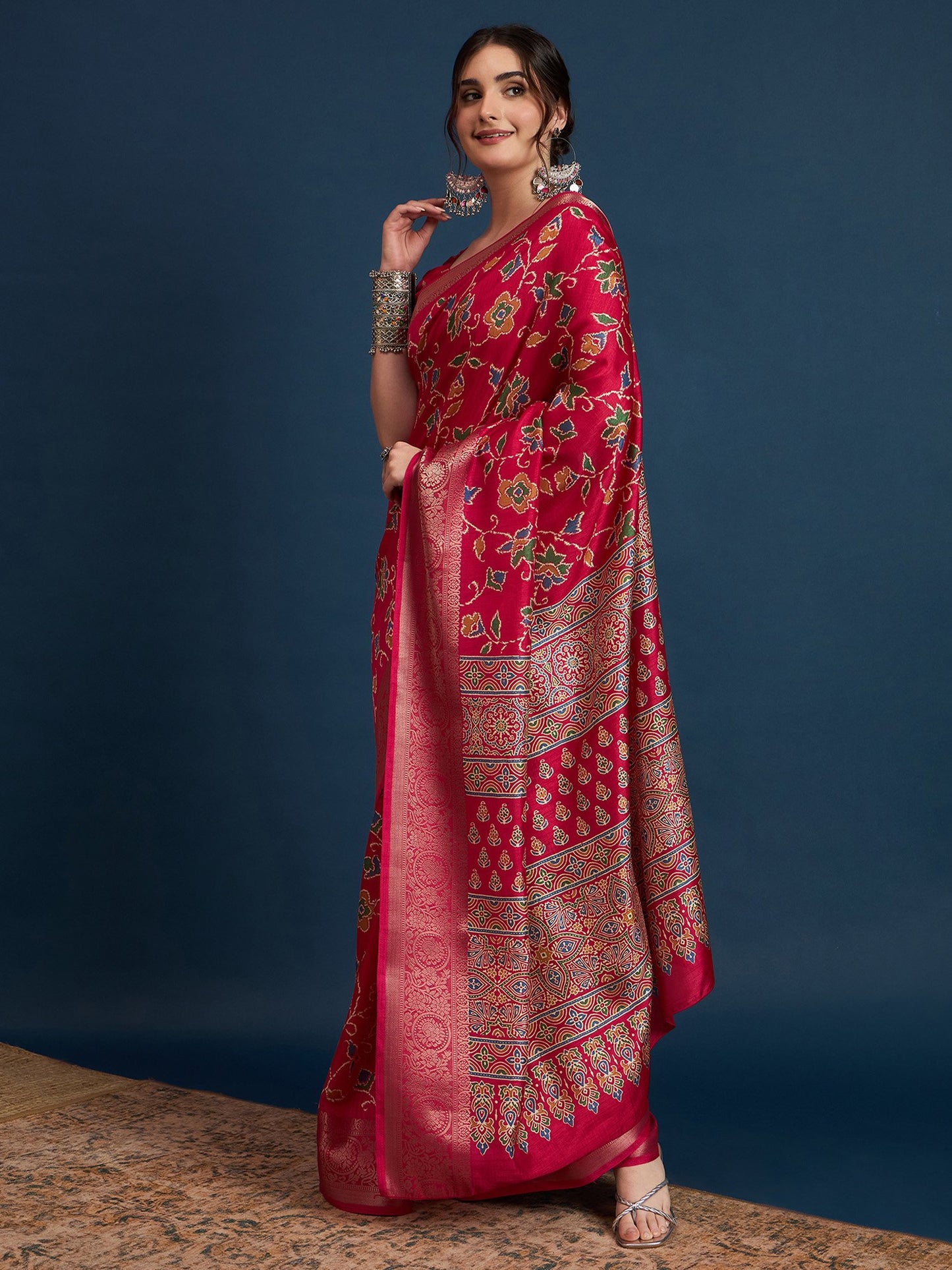 Pink Sungudi Silk Blend Printed Saree