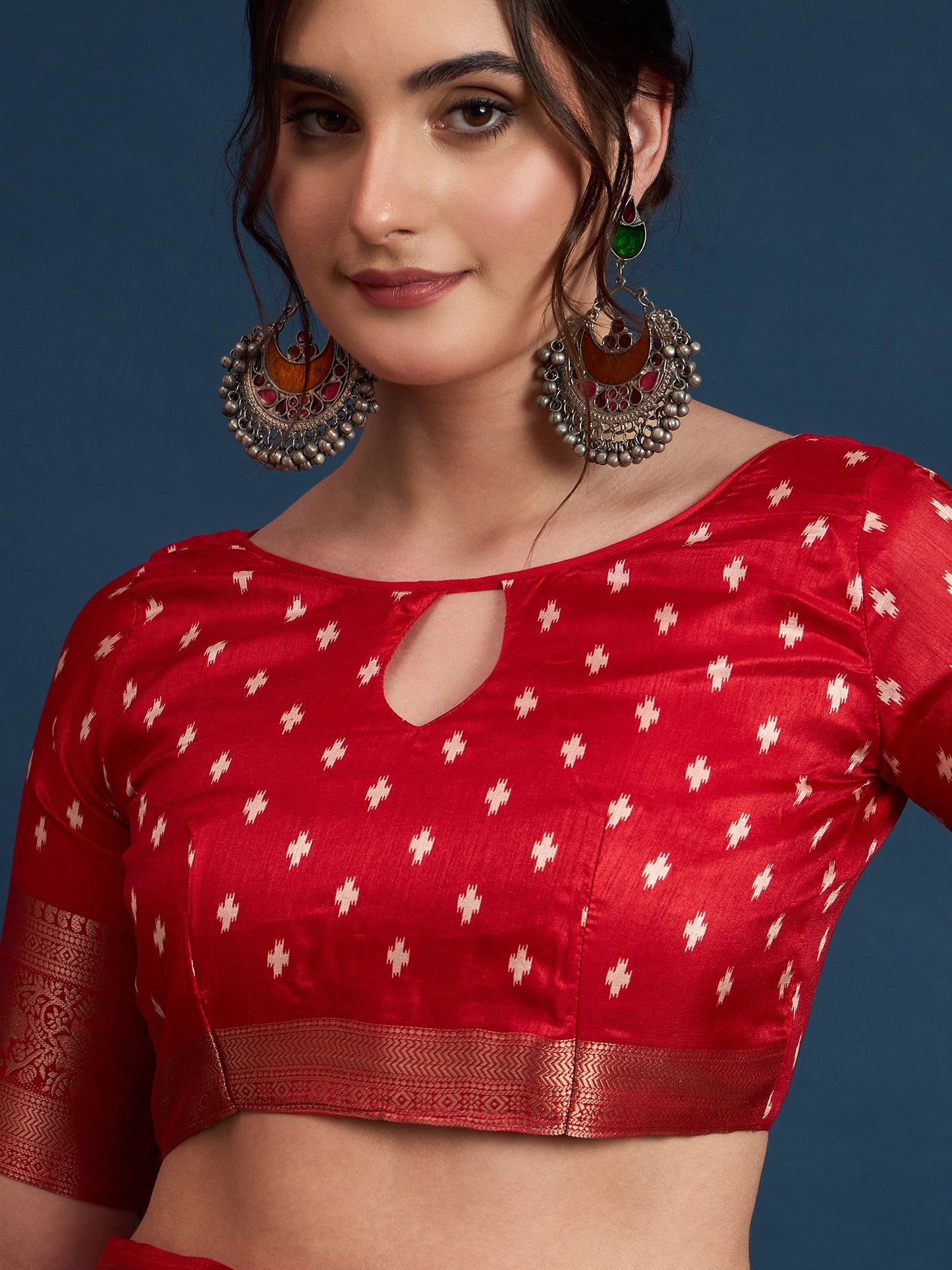 Red Sungudi Silk Blend Printed Saree