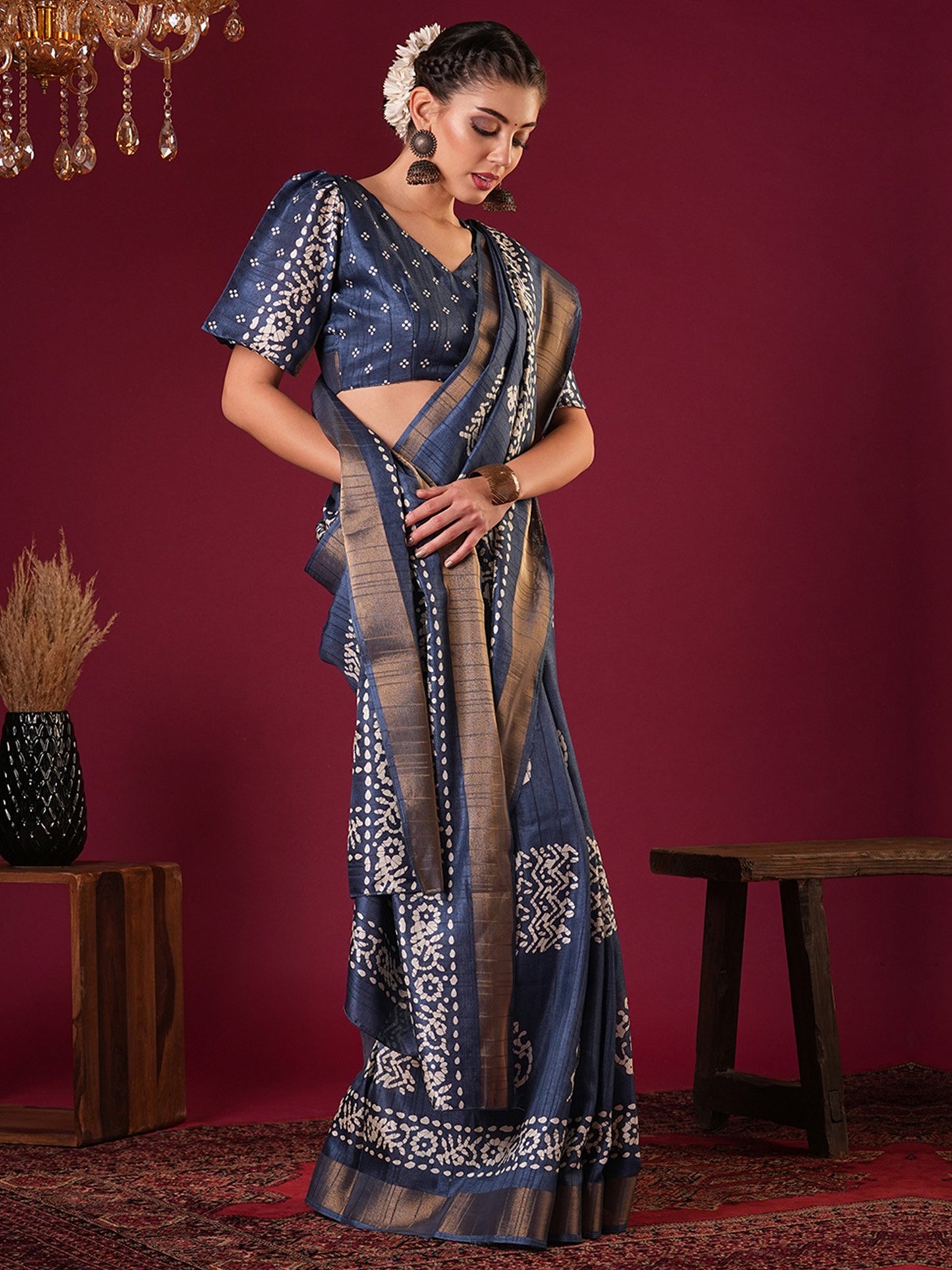 Teal Sungudi Silk Blend Printed Saree