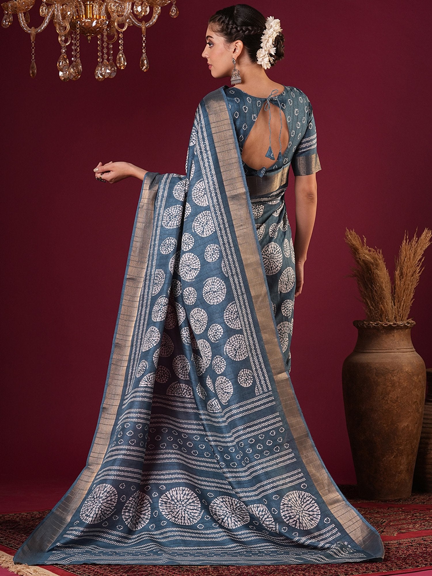 partywear designer saree for festive occasions