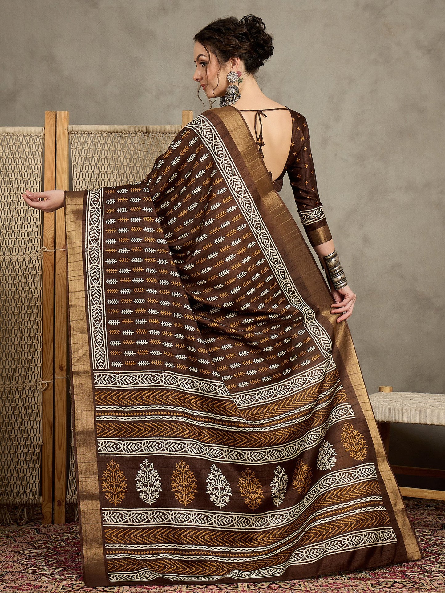 partywear designer saree for festive occasions
