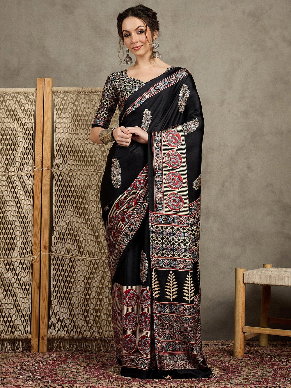 Black Block Print Pure Crepe Printed Saree - The Dori Store