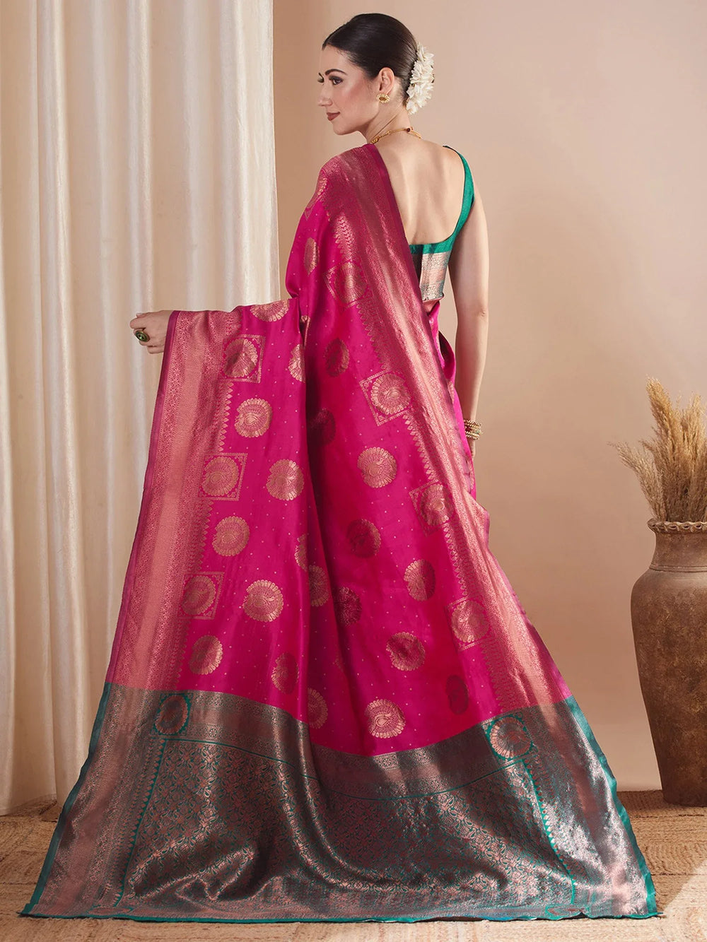 Pink Banarasi Silk Blend Woven Saree - The Dori Store