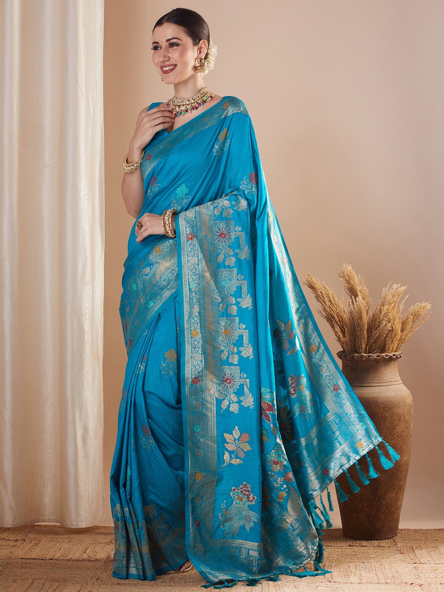 Light Banarasi Silk Blend Woven Saree