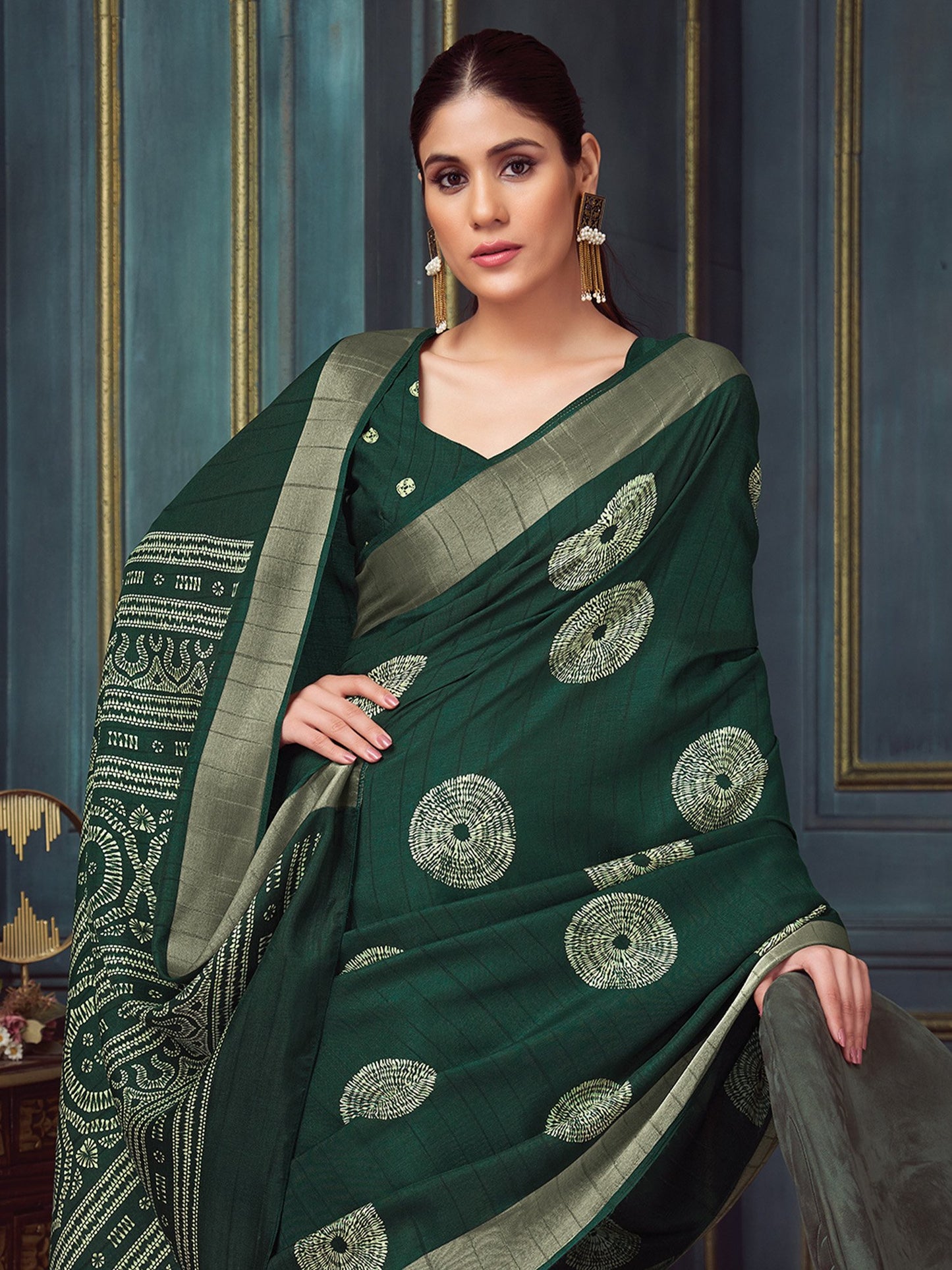 Green Block Print Silk Blend Printed Saree