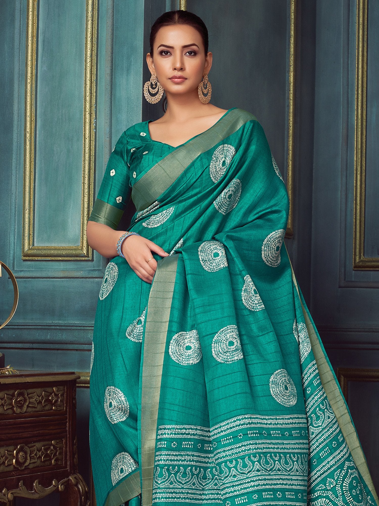 partywear designer saree for festive occasions