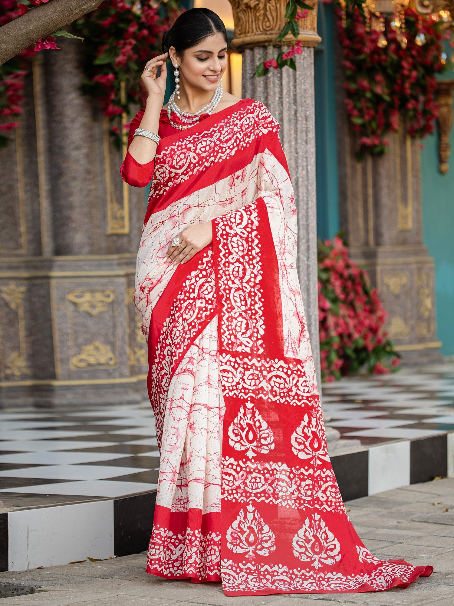 White Off Block Print Bhagalpuri Silk Printed Saree