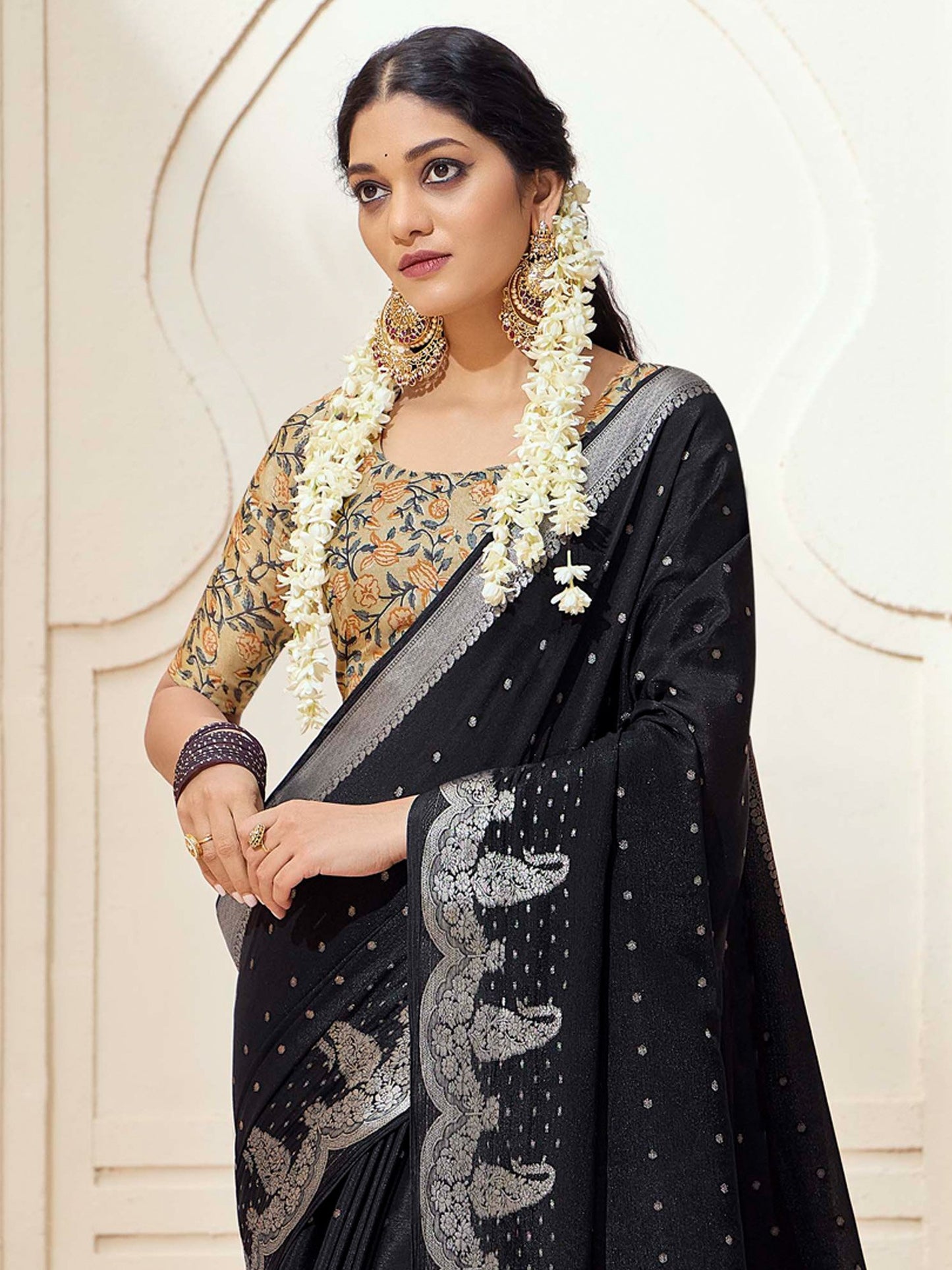 Black Kanjeevaram chinnon Woven Saree