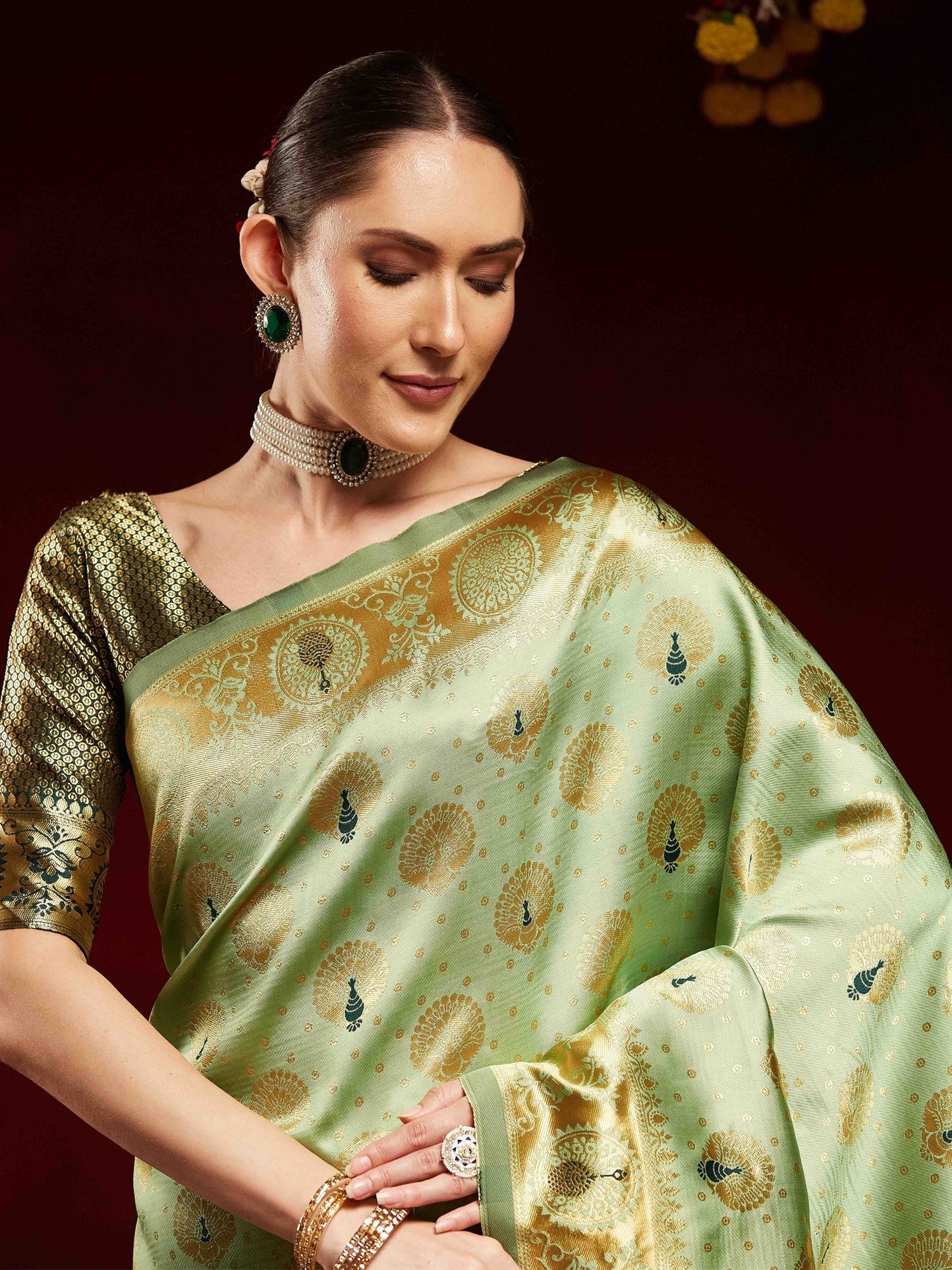 Light Kanjeevaram Litchi Silk Woven Saree