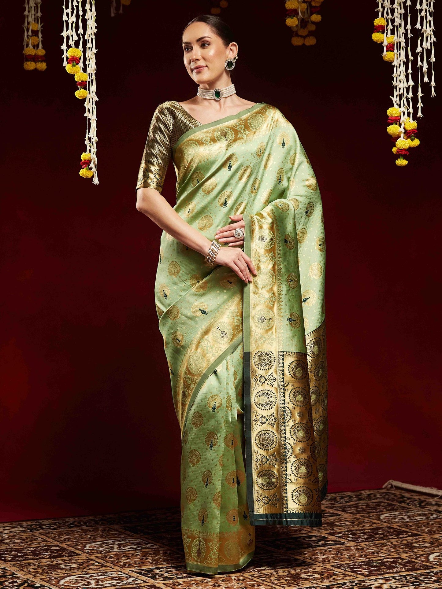 Green Light Kanjeevaram Litchi Silk Woven Saree