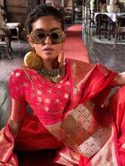 Pink Banarasi Silk Blend Woven Saree - The Dori Store
