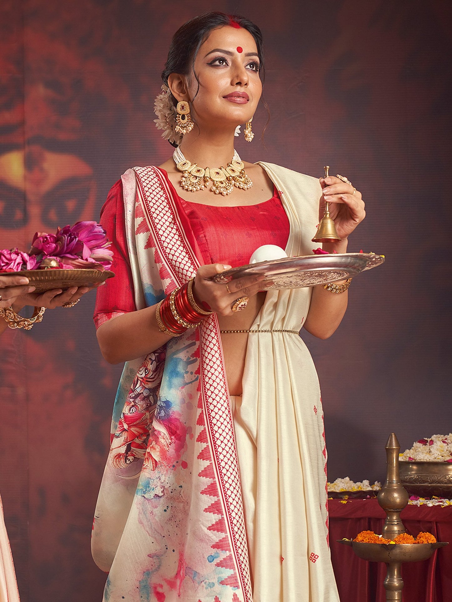 Off Garad Silk Blend Printed Saree